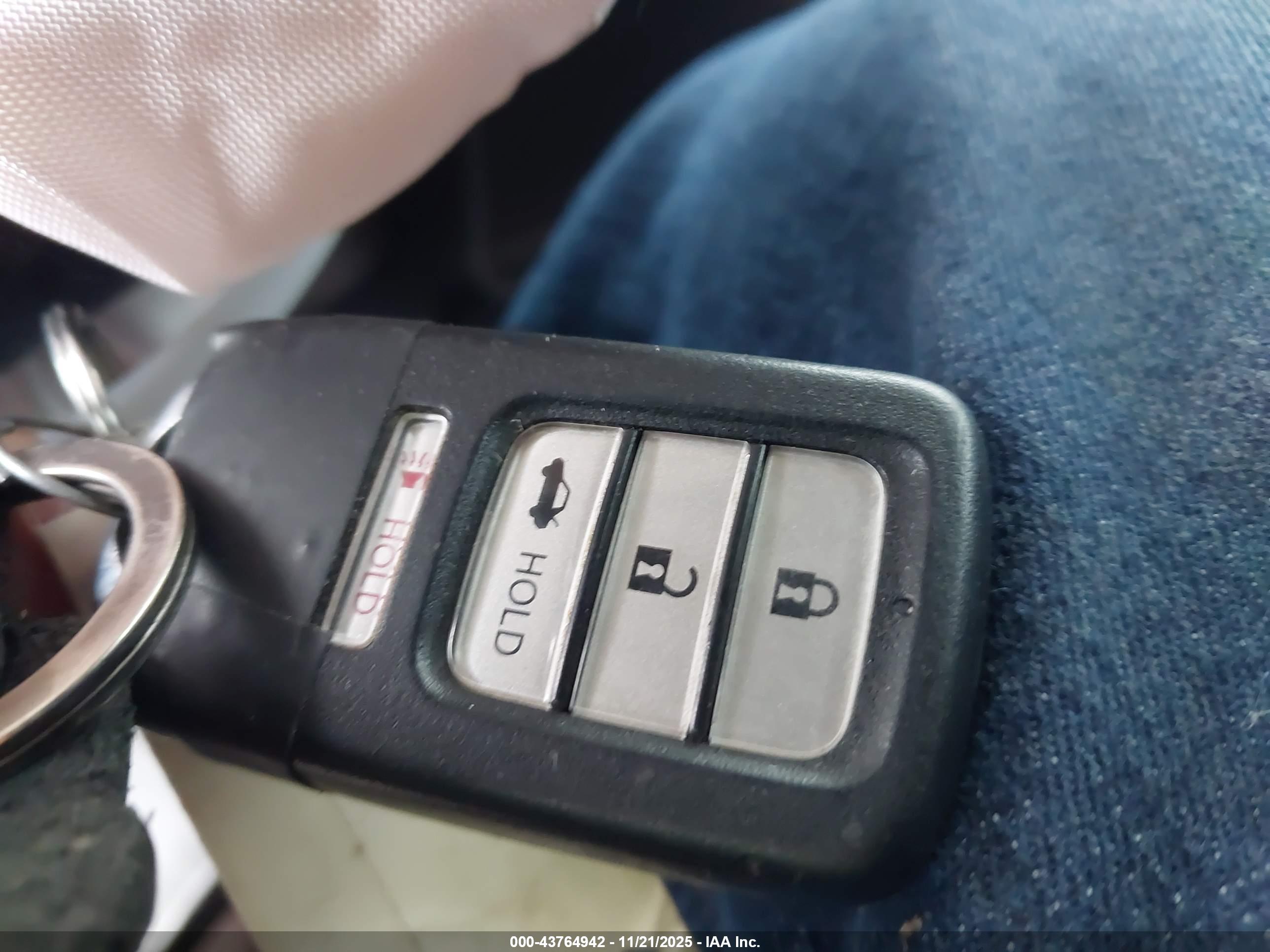 HONDA ACCORD image 11