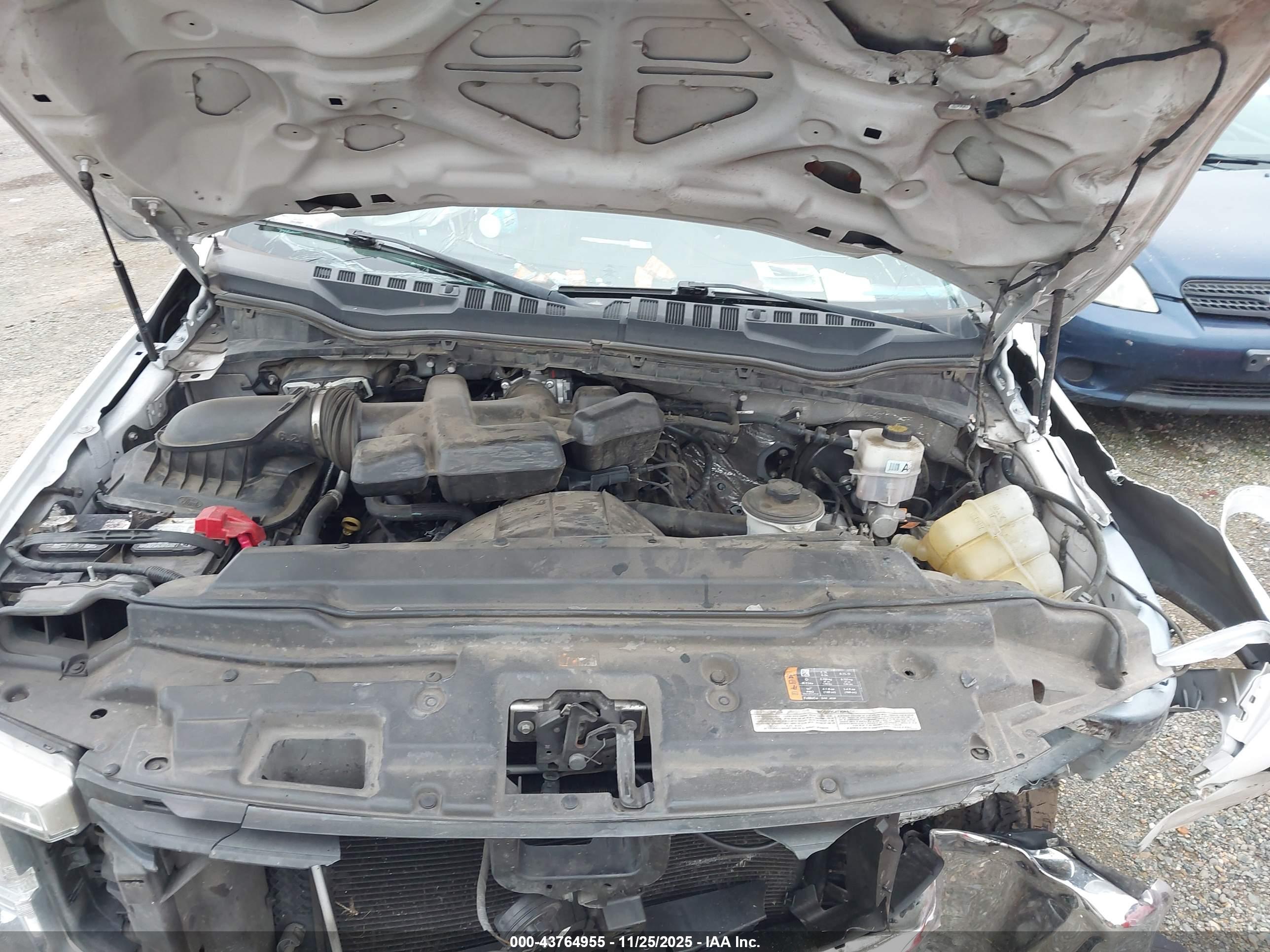 FORD F-250 image 10