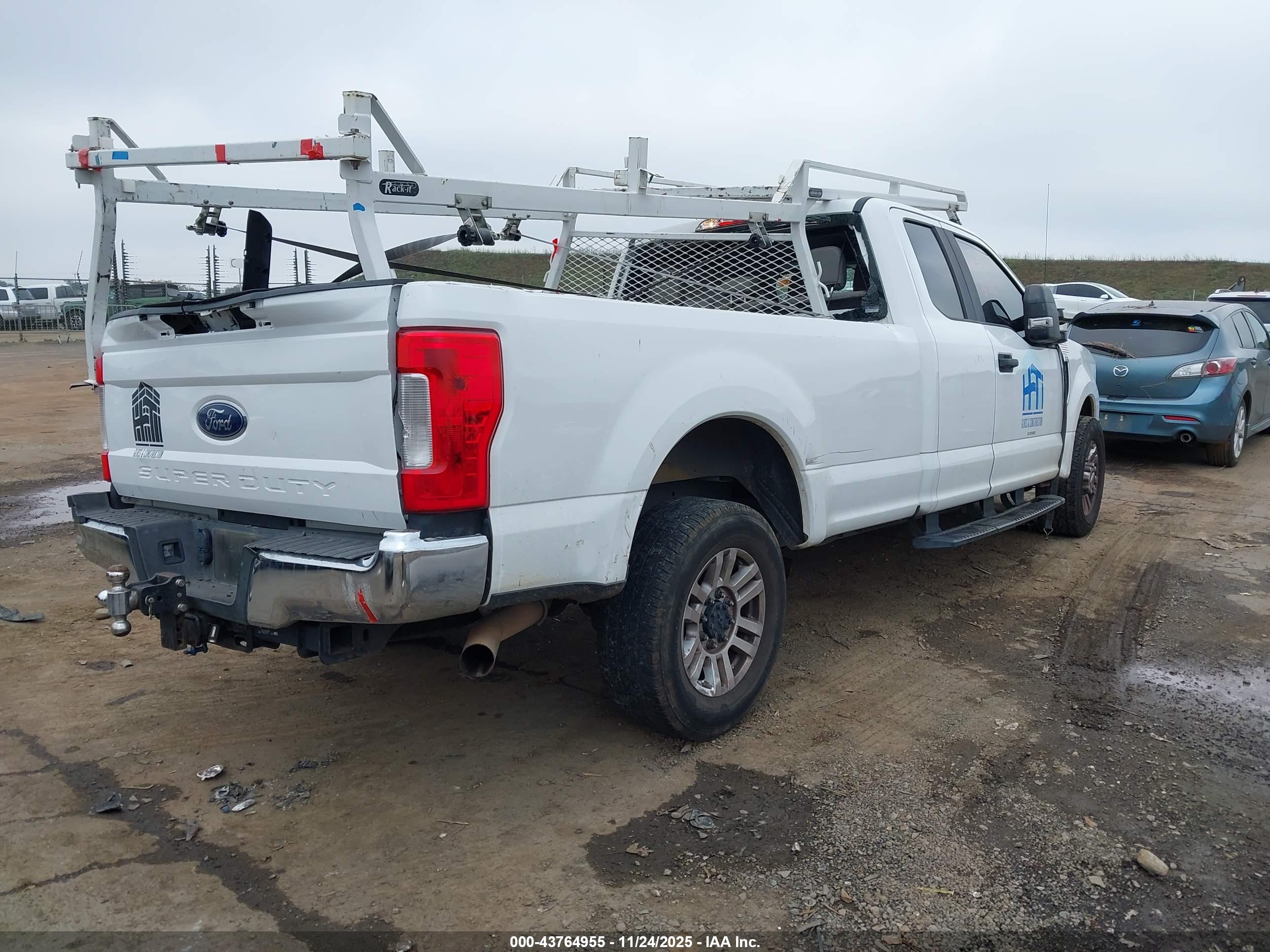 FORD F-250 image 4