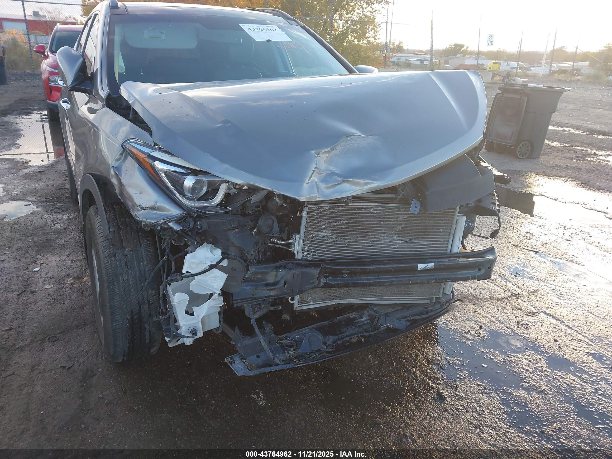 HYUNDAI SANTA image 6