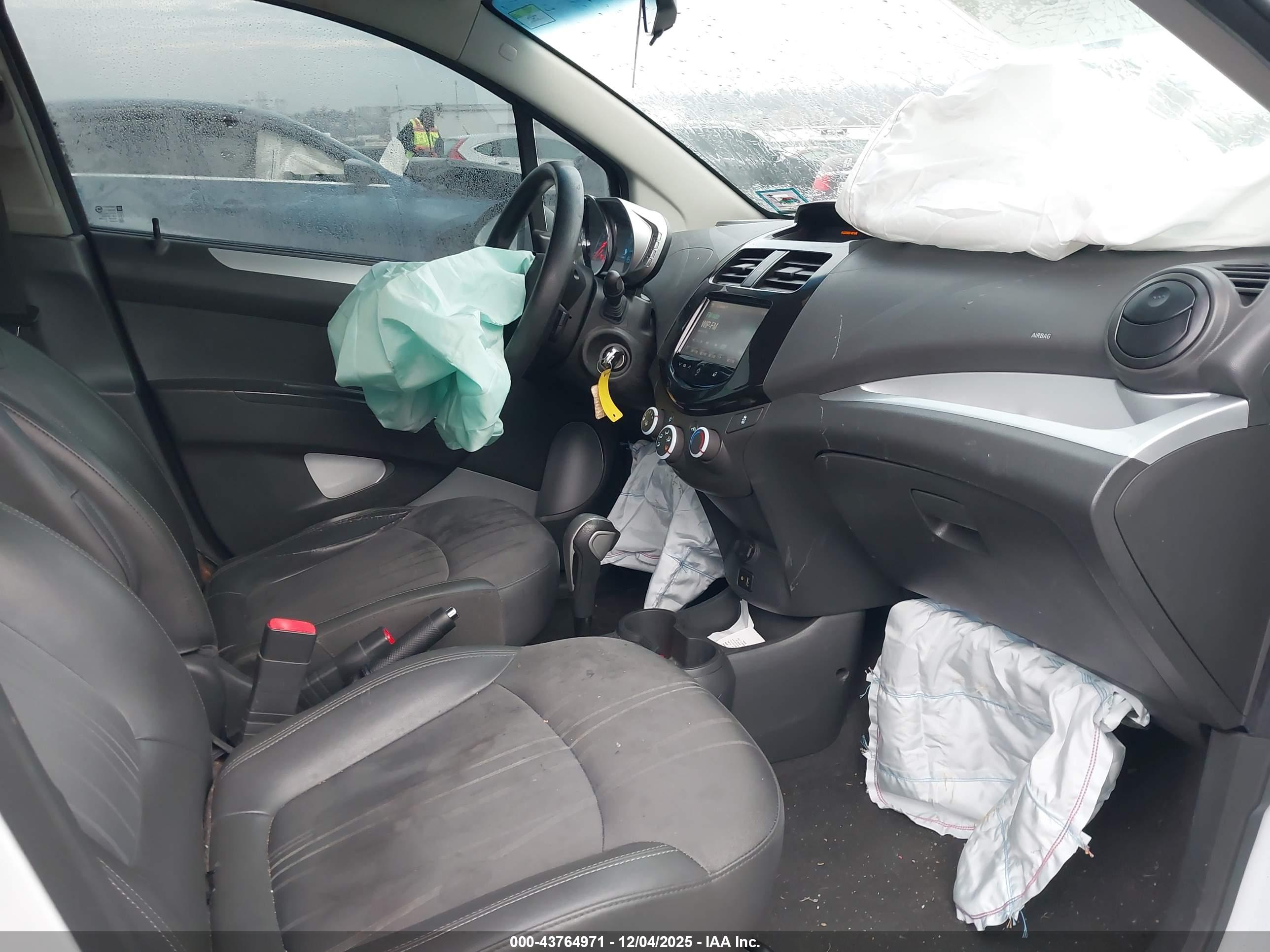 CHEVROLET SPARK image 5
