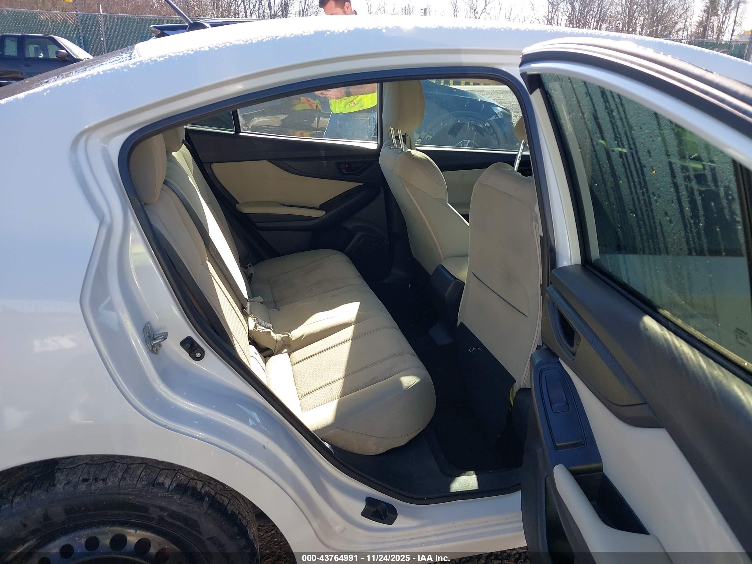 SUBARU IMPREZA image 8