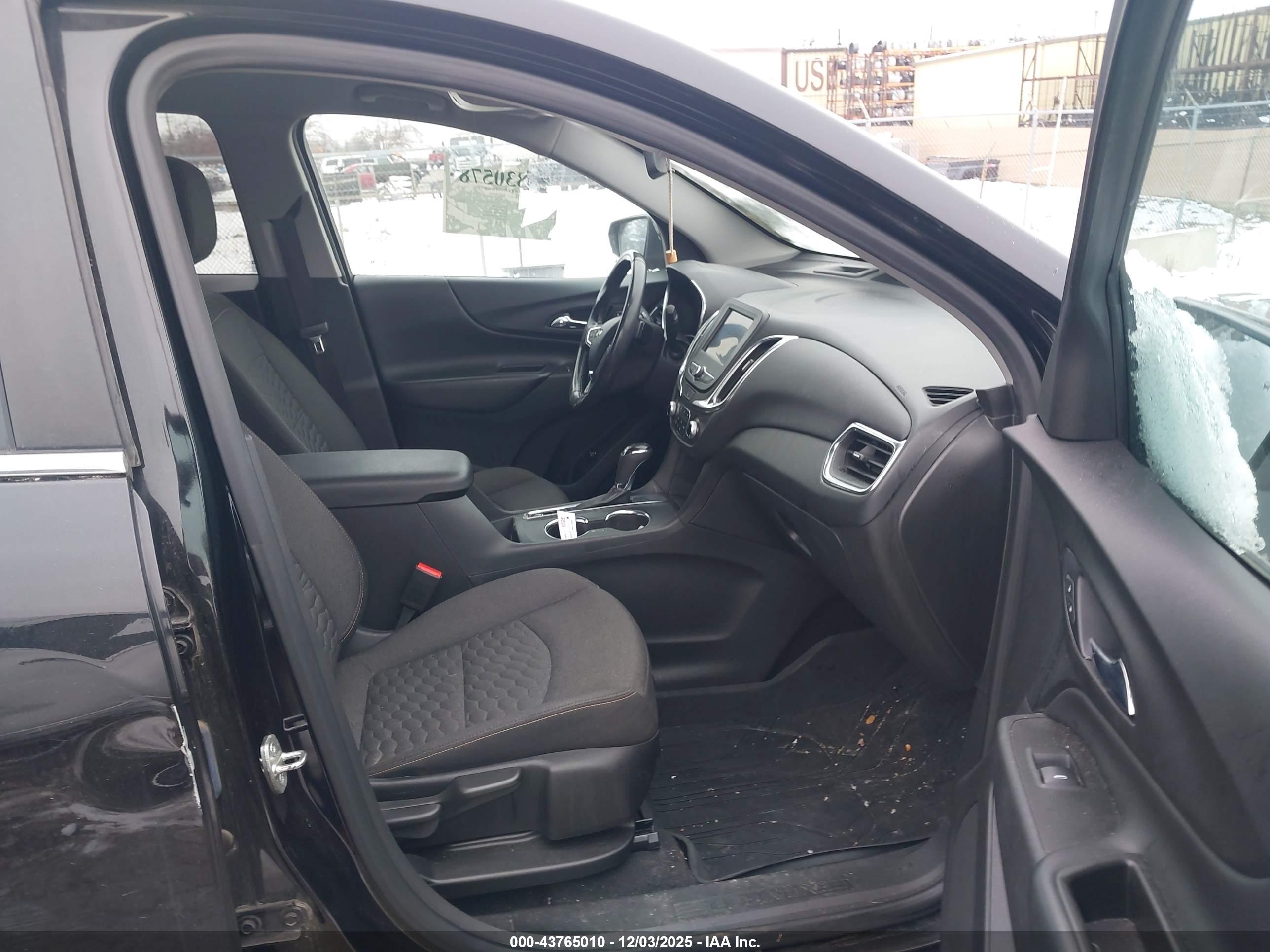 CHEVROLET EQUINOX image 5