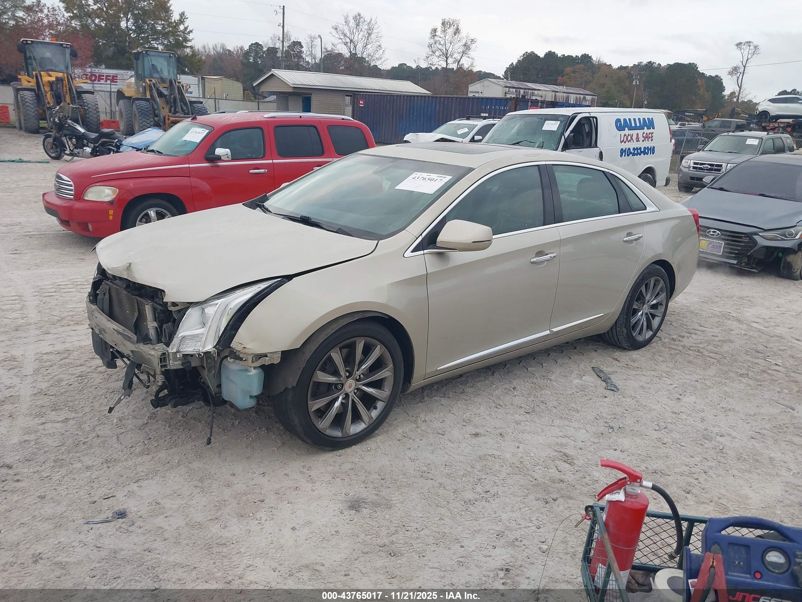CADILLAC XTS image 2