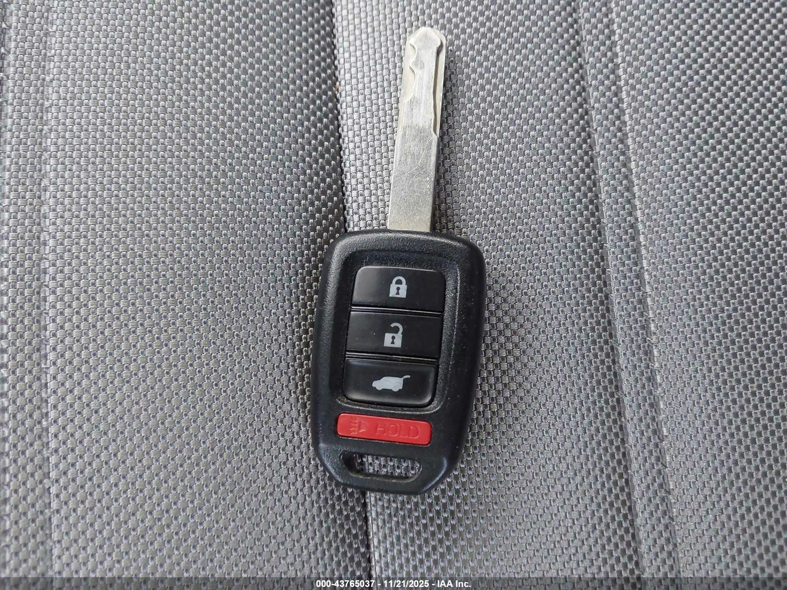 HONDA CR-V image 11