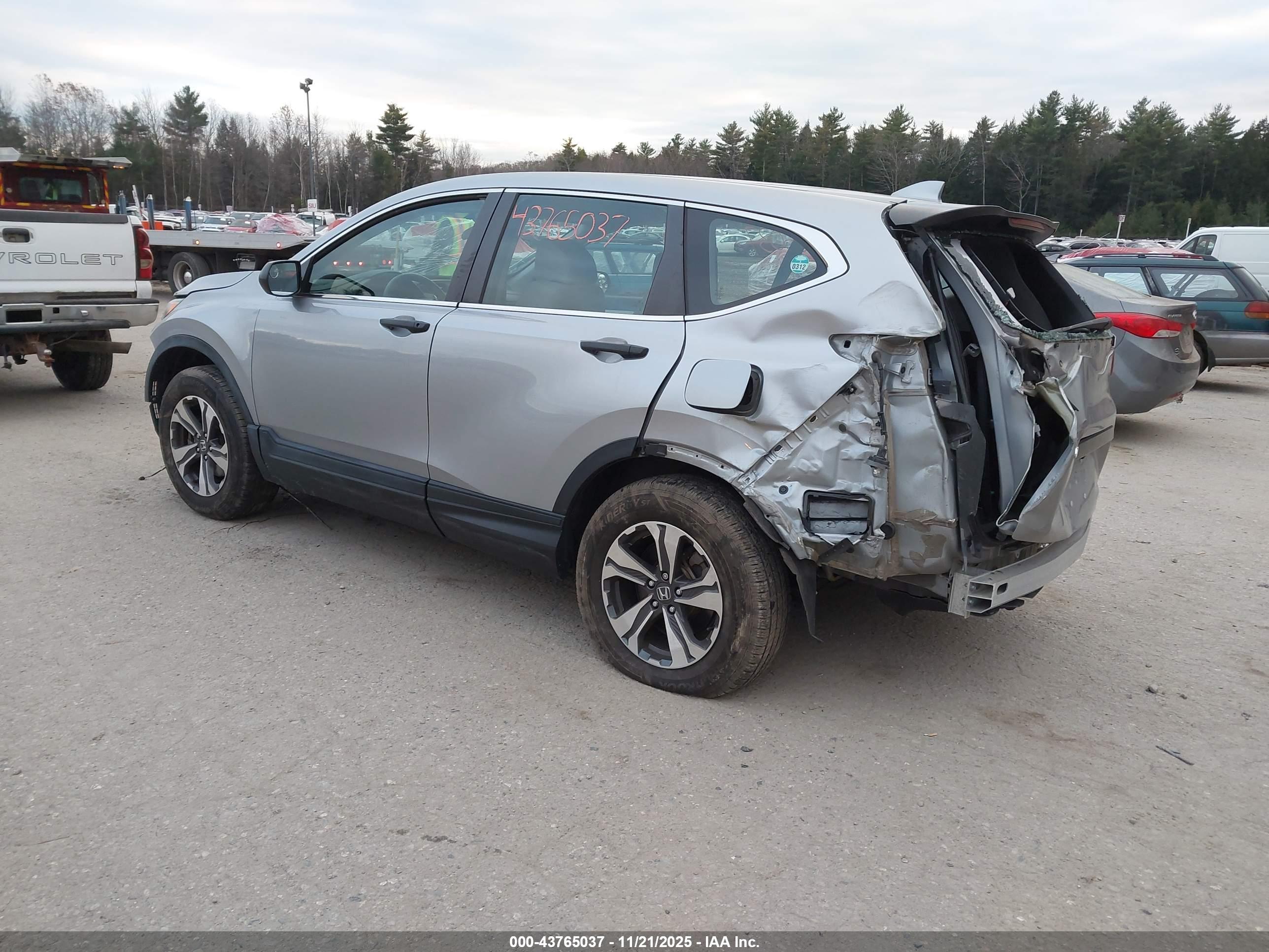 HONDA CR-V image 3