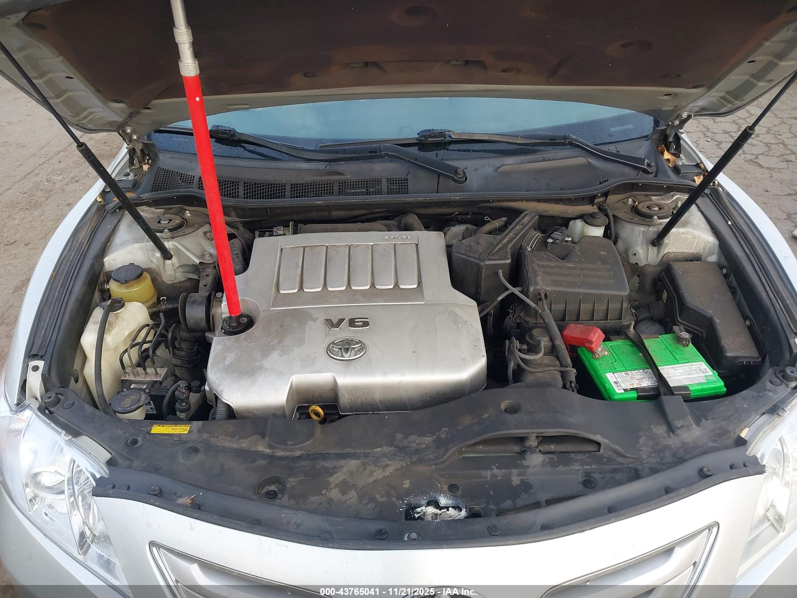 TOYOTA CAMRY image 10