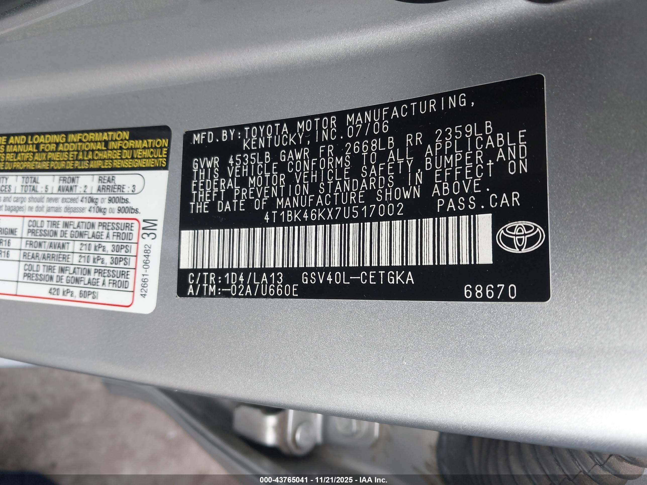 TOYOTA CAMRY image 9