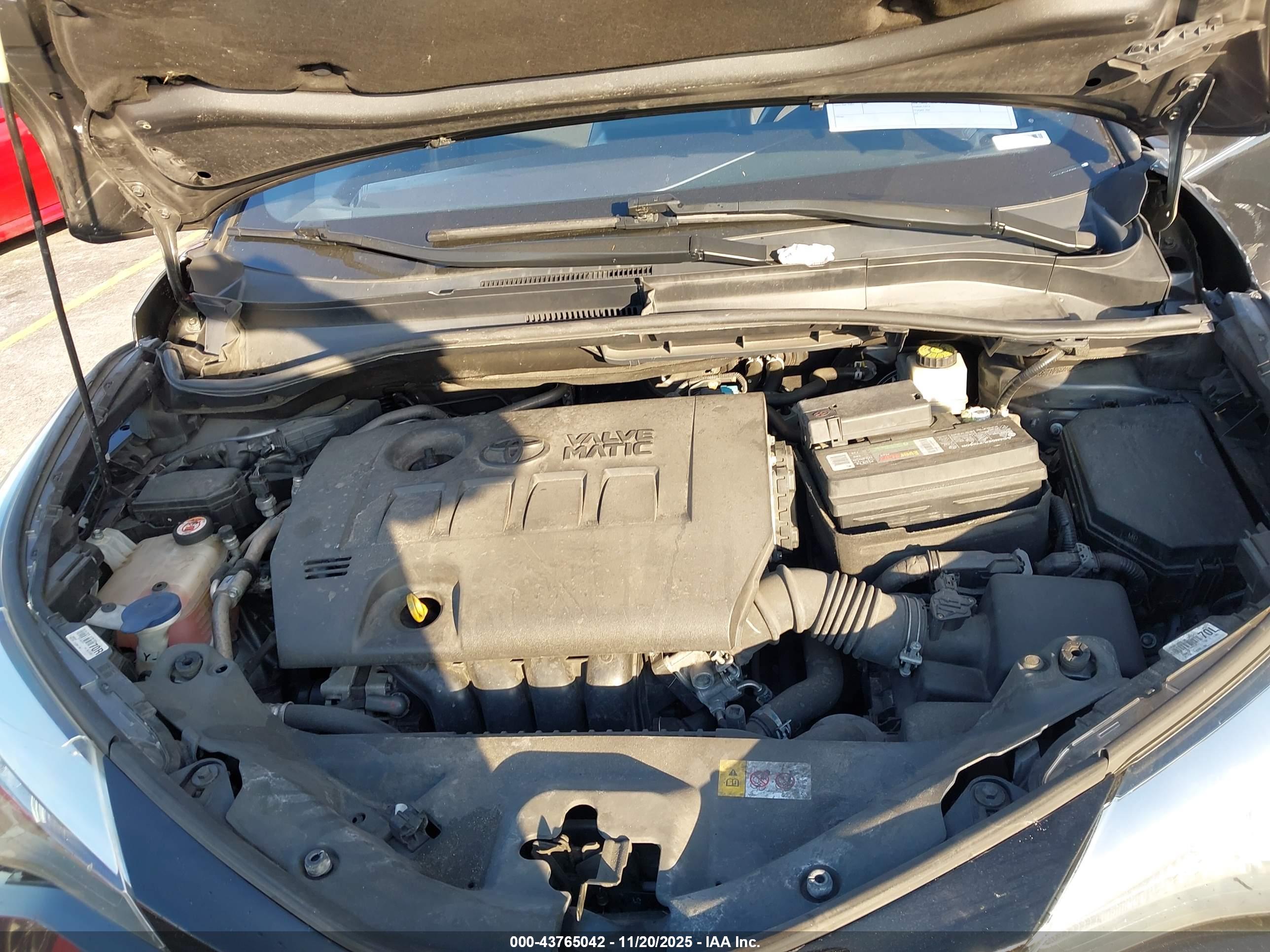 TOYOTA C-HR image 10
