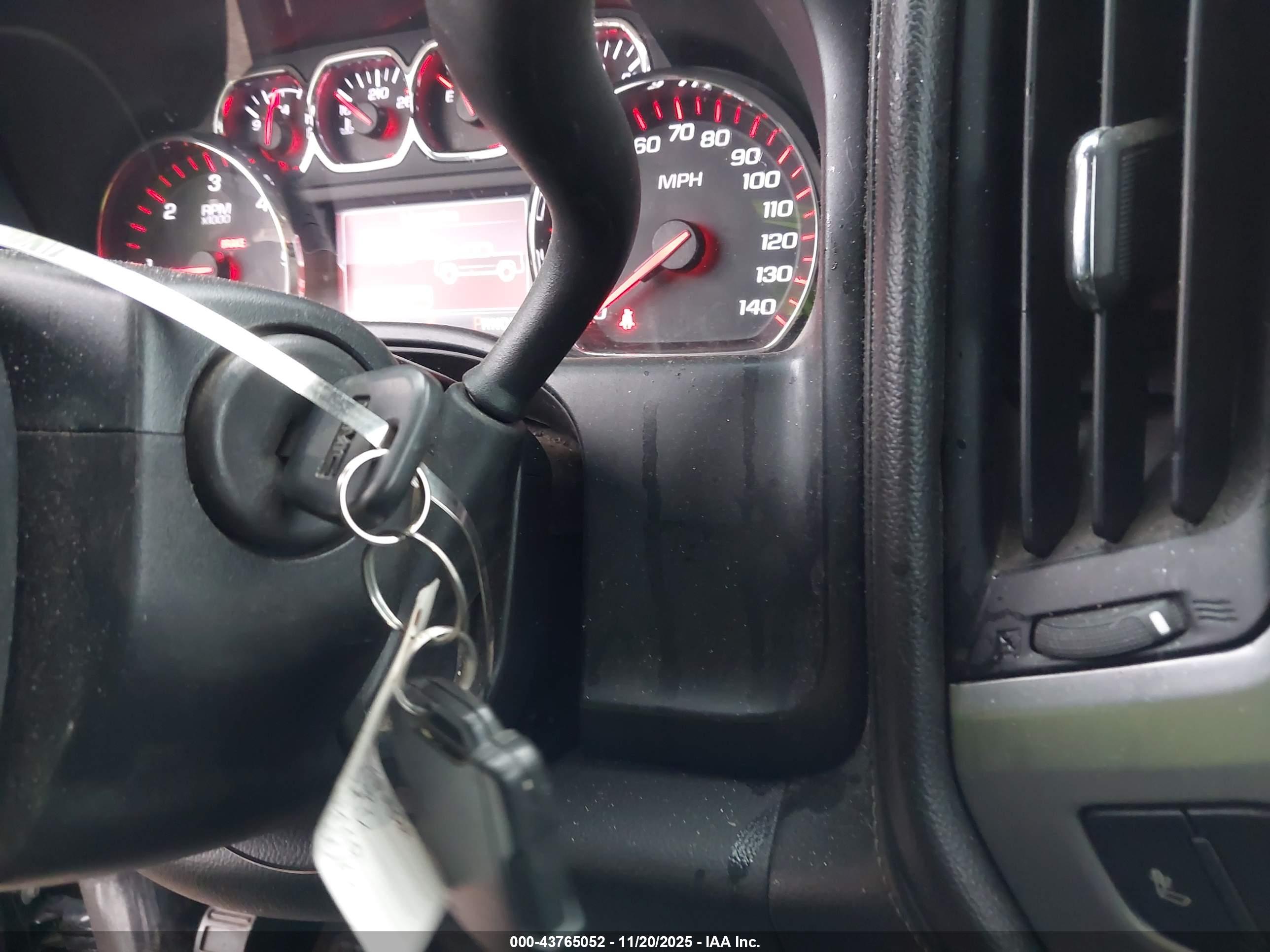 GMC SIERRA image 11