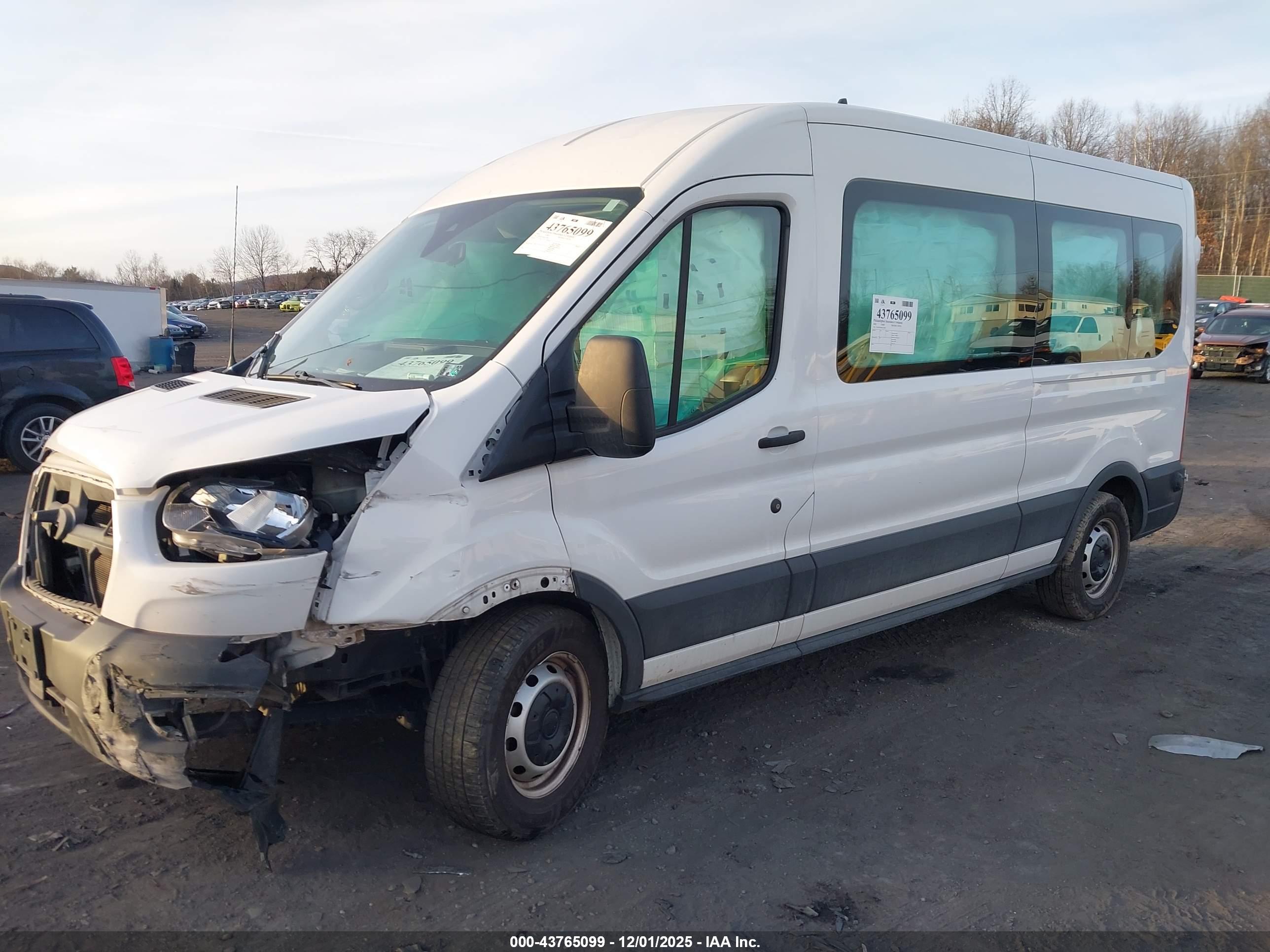 FORD TRANSIT-350 image 2