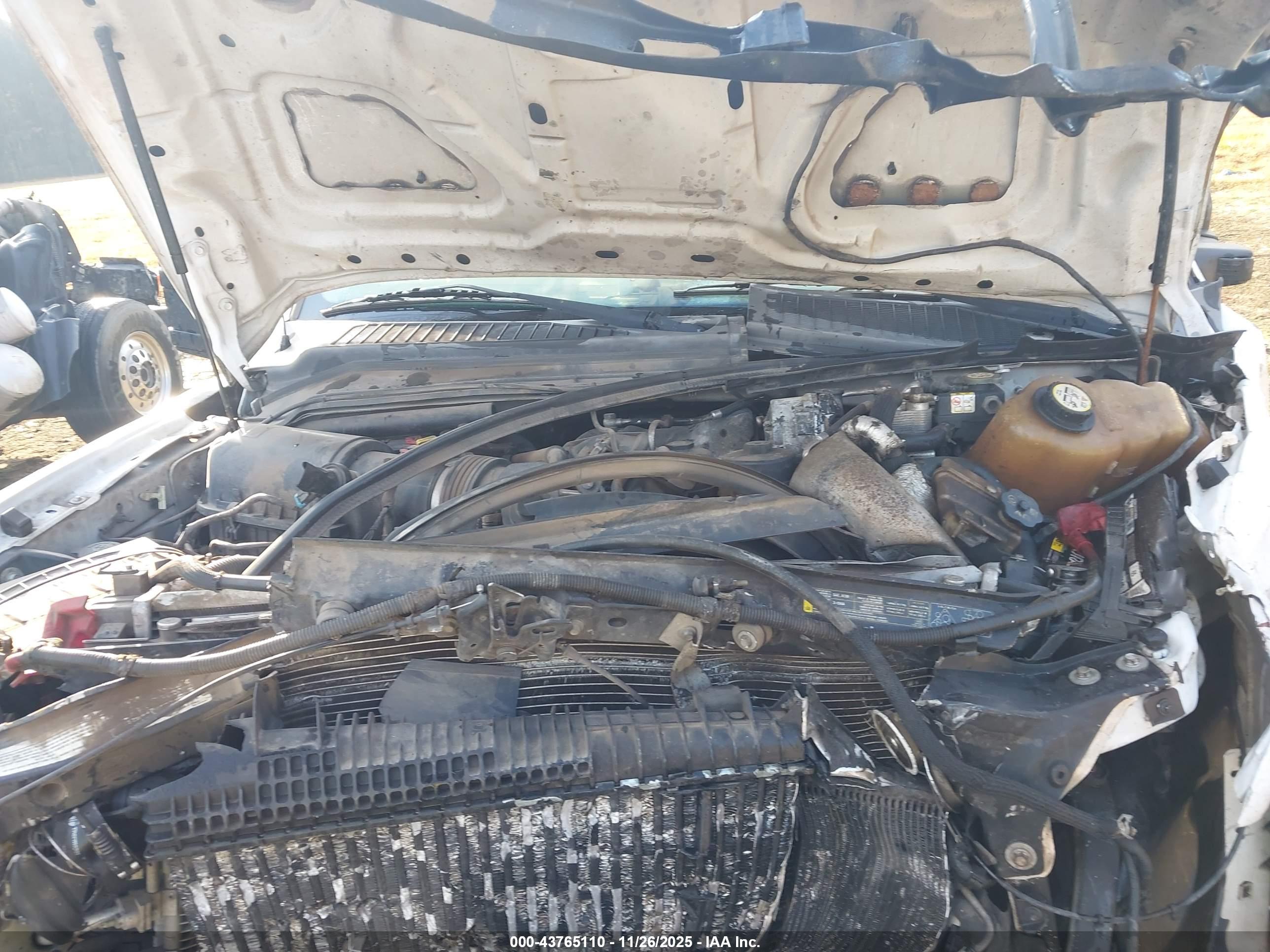 FORD F550 image 10
