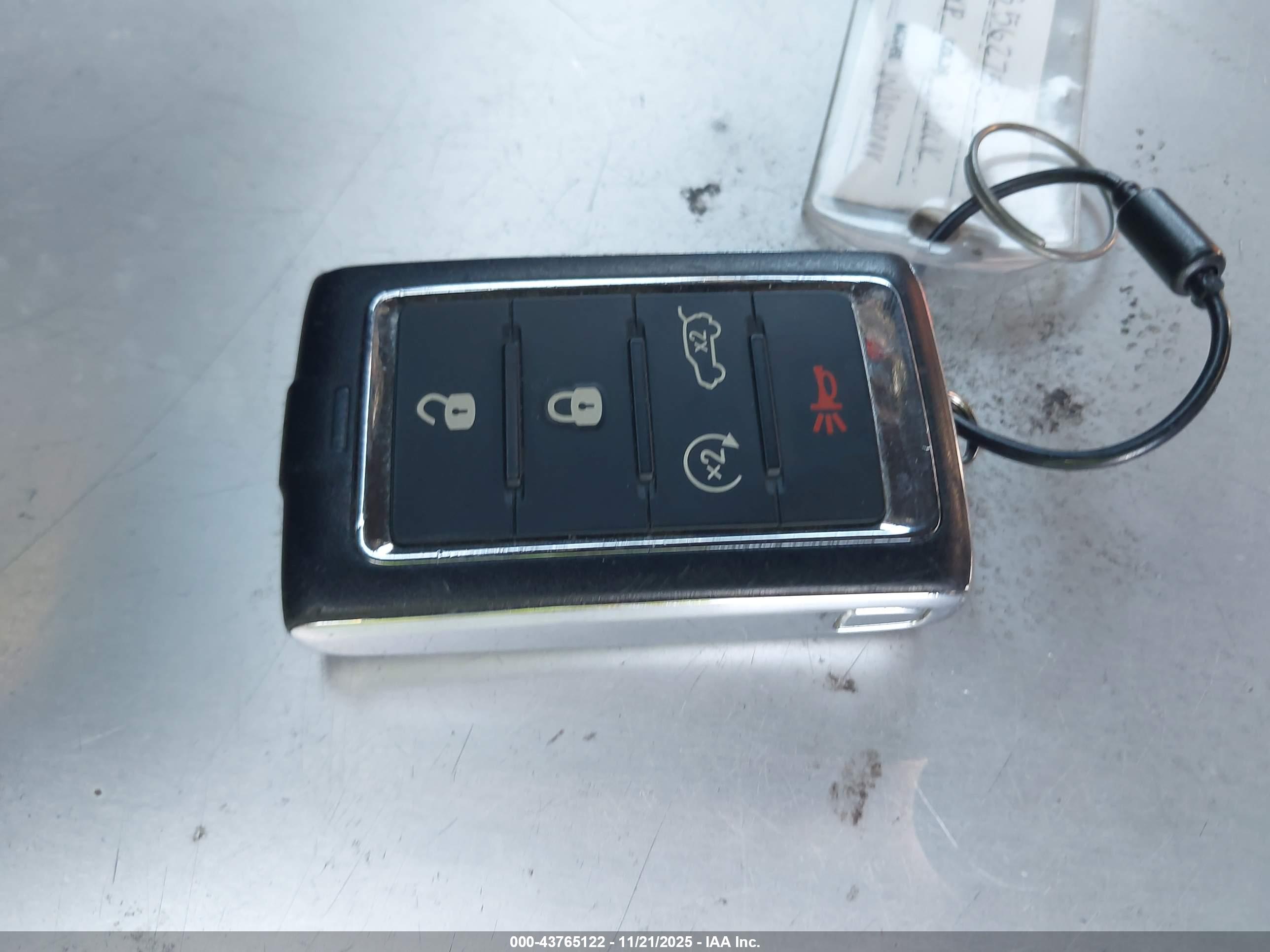JEEP WAGONEER image 11