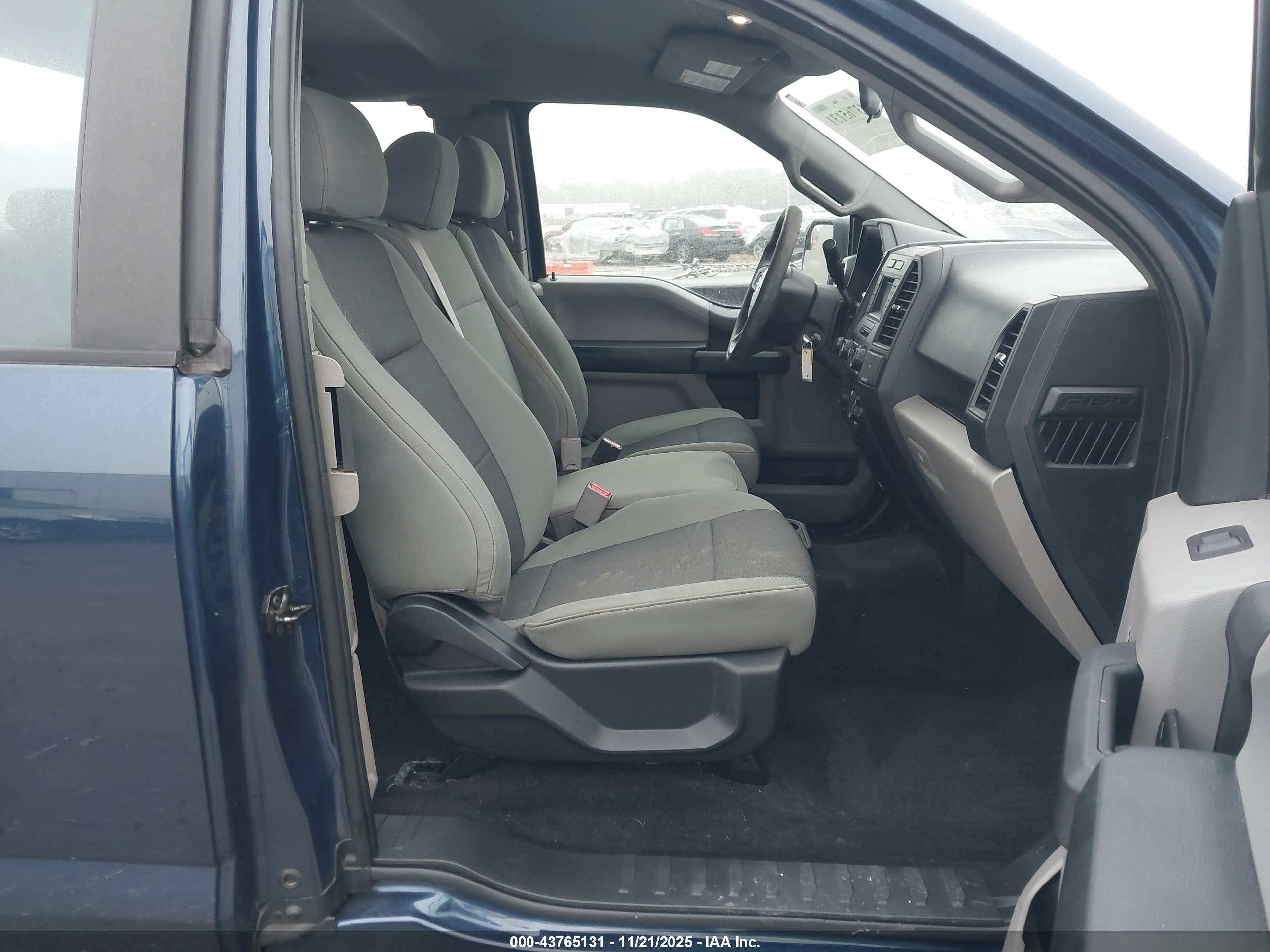 FORD F-150 image 5