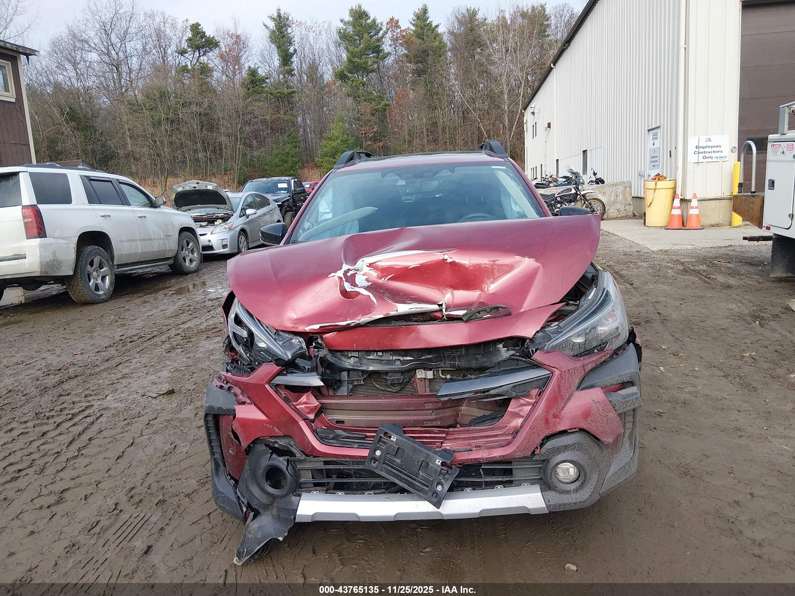SUBARU OUTBACK image 6