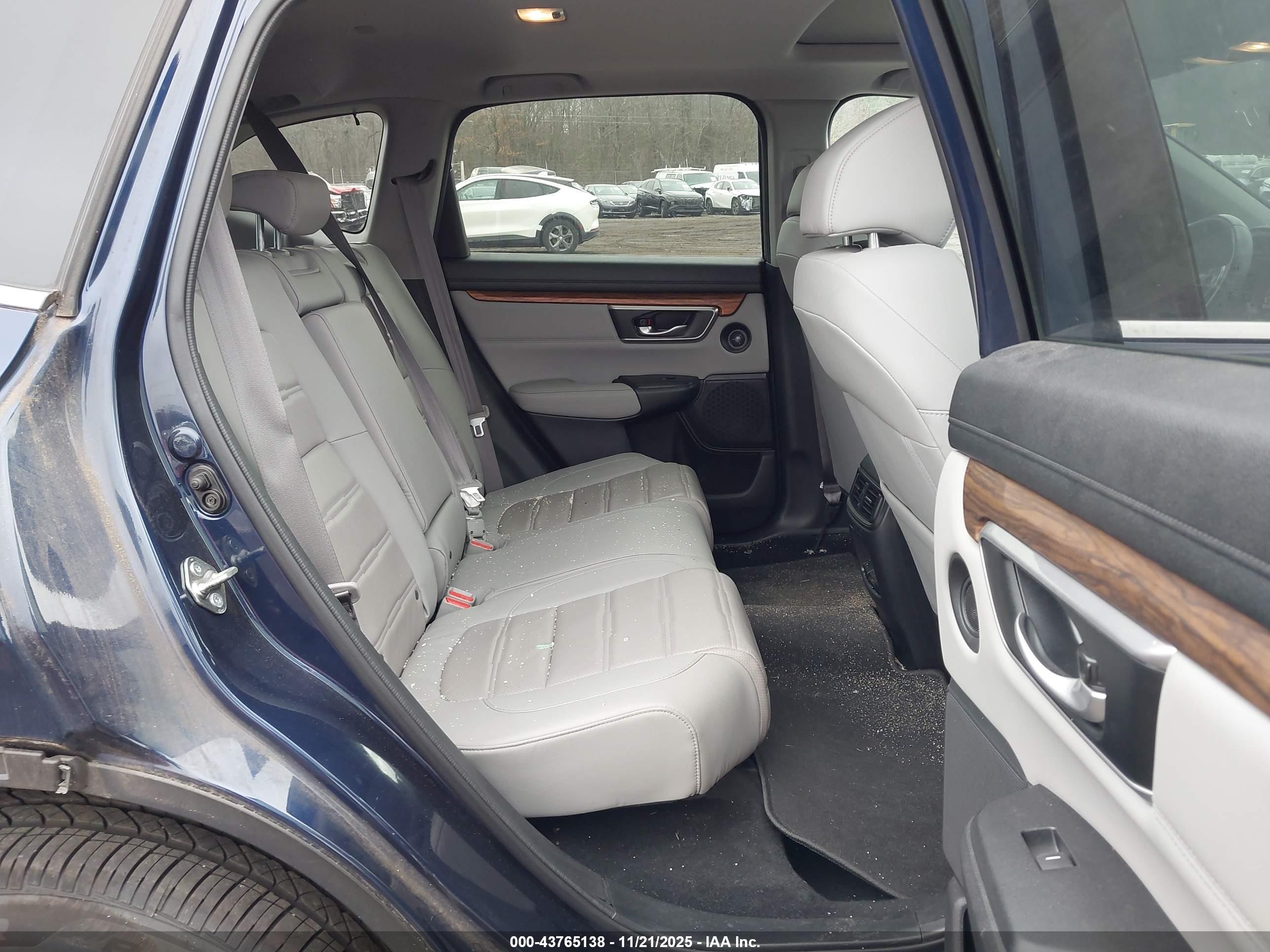 HONDA CR-V image 8