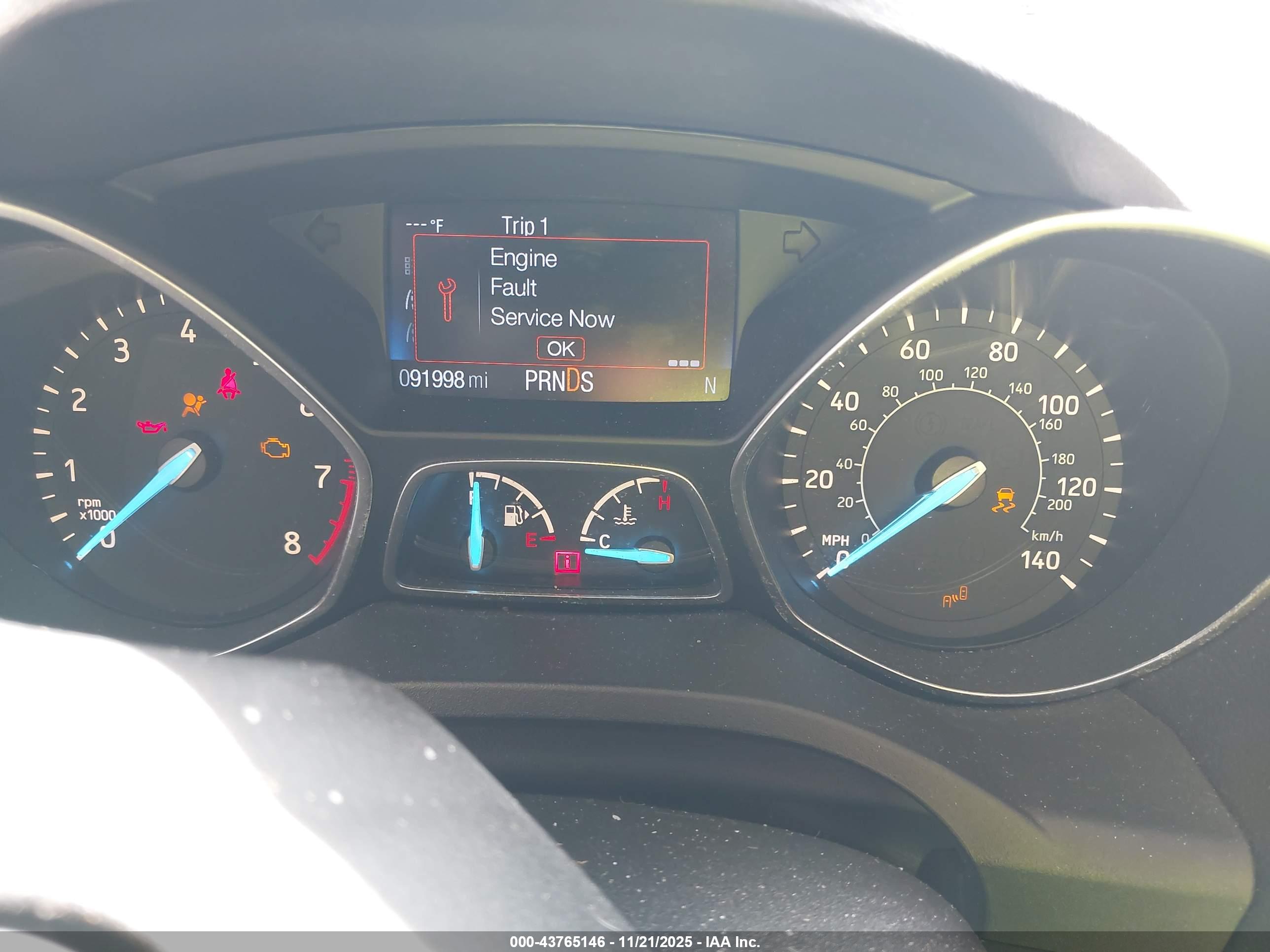 FORD ESCAPE image 7