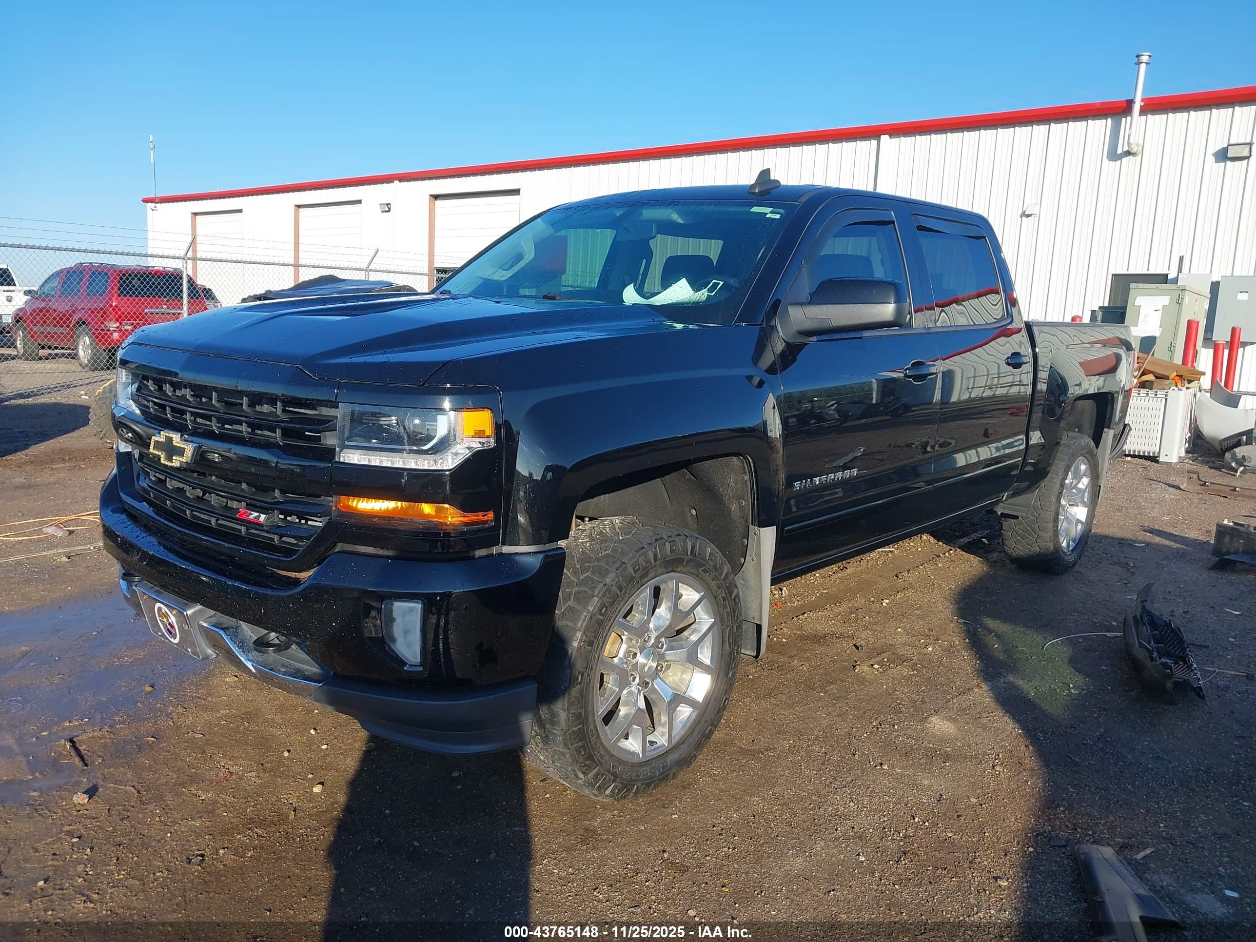 CHEVROLET SILVERADO image 2