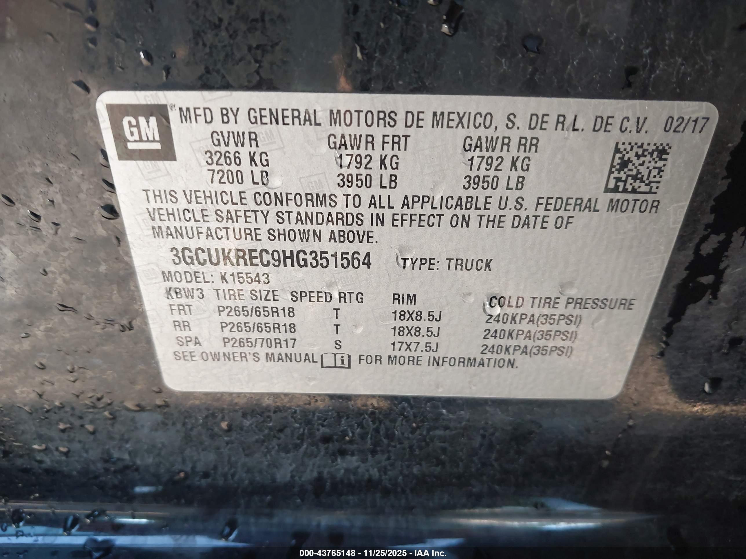 CHEVROLET SILVERADO image 9