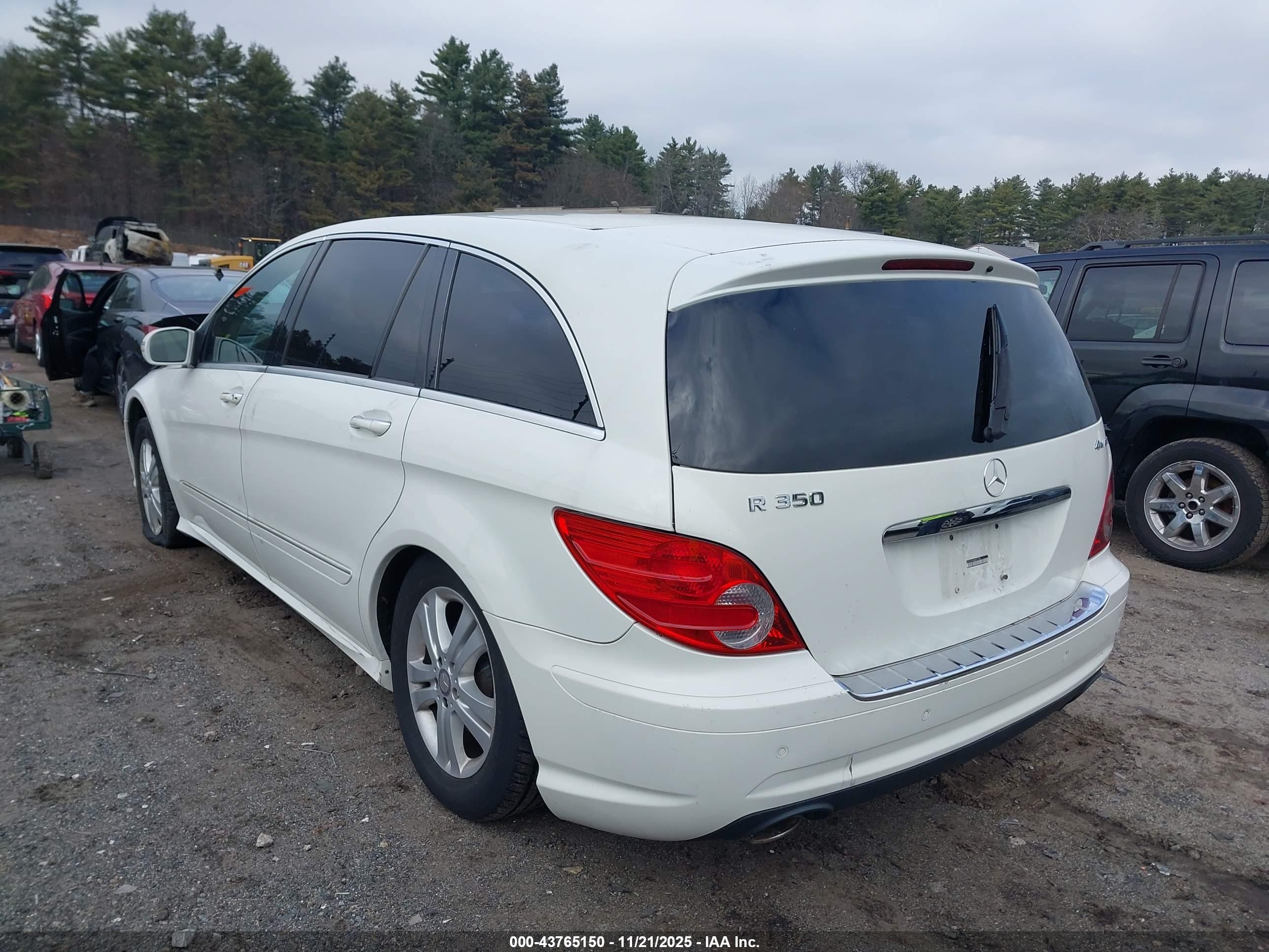 MERCEDES-BENZ R image 3