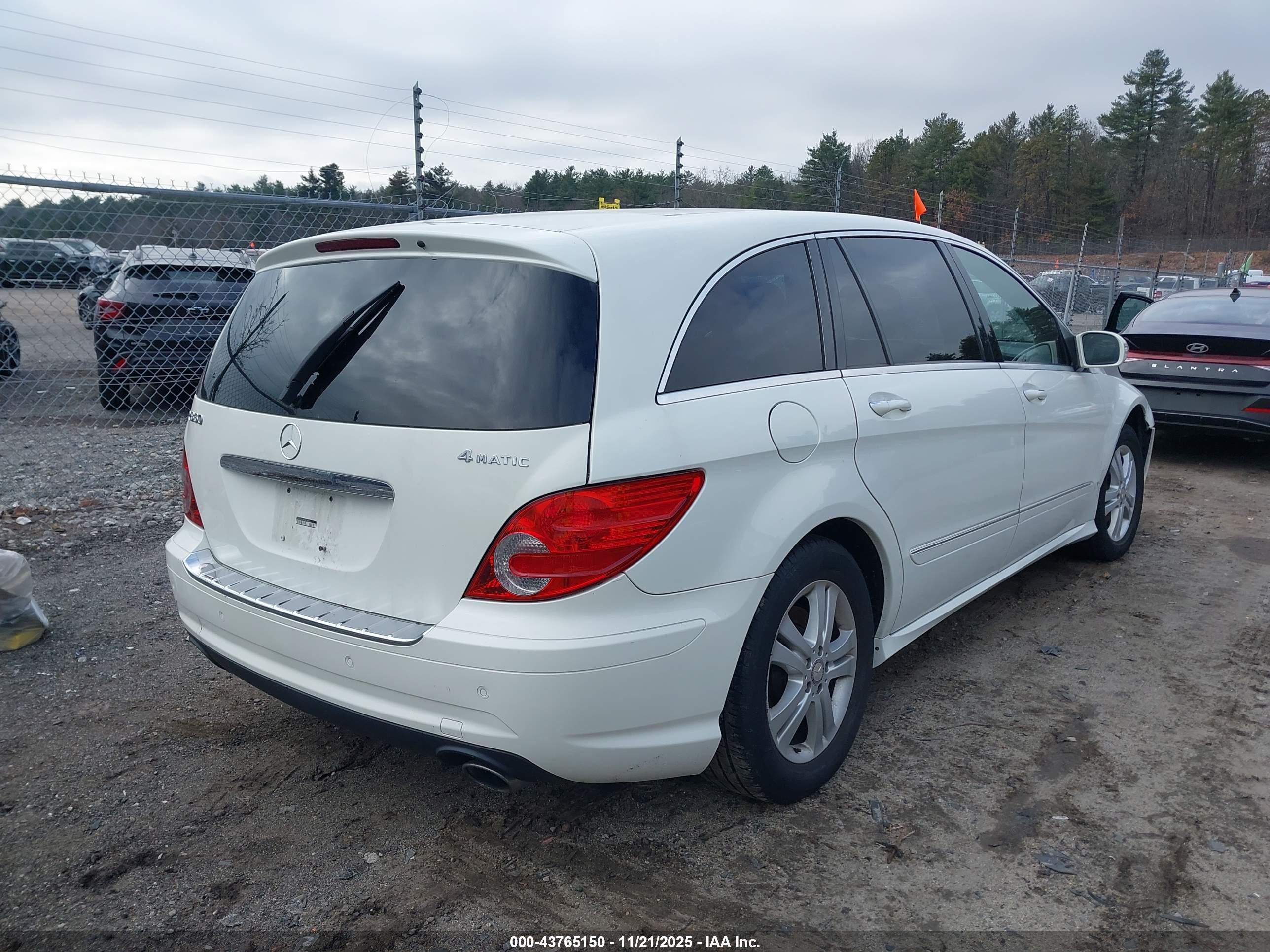 MERCEDES-BENZ R image 4