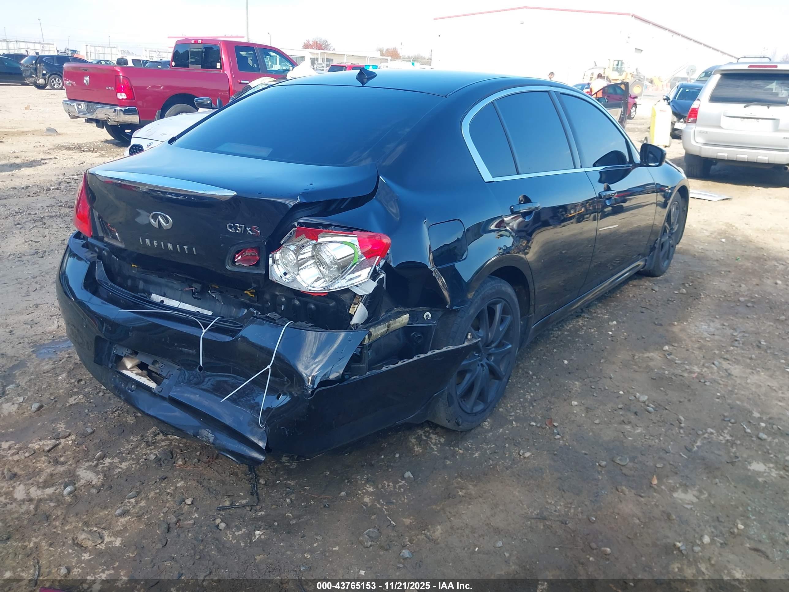 INFINITI G37X image 4
