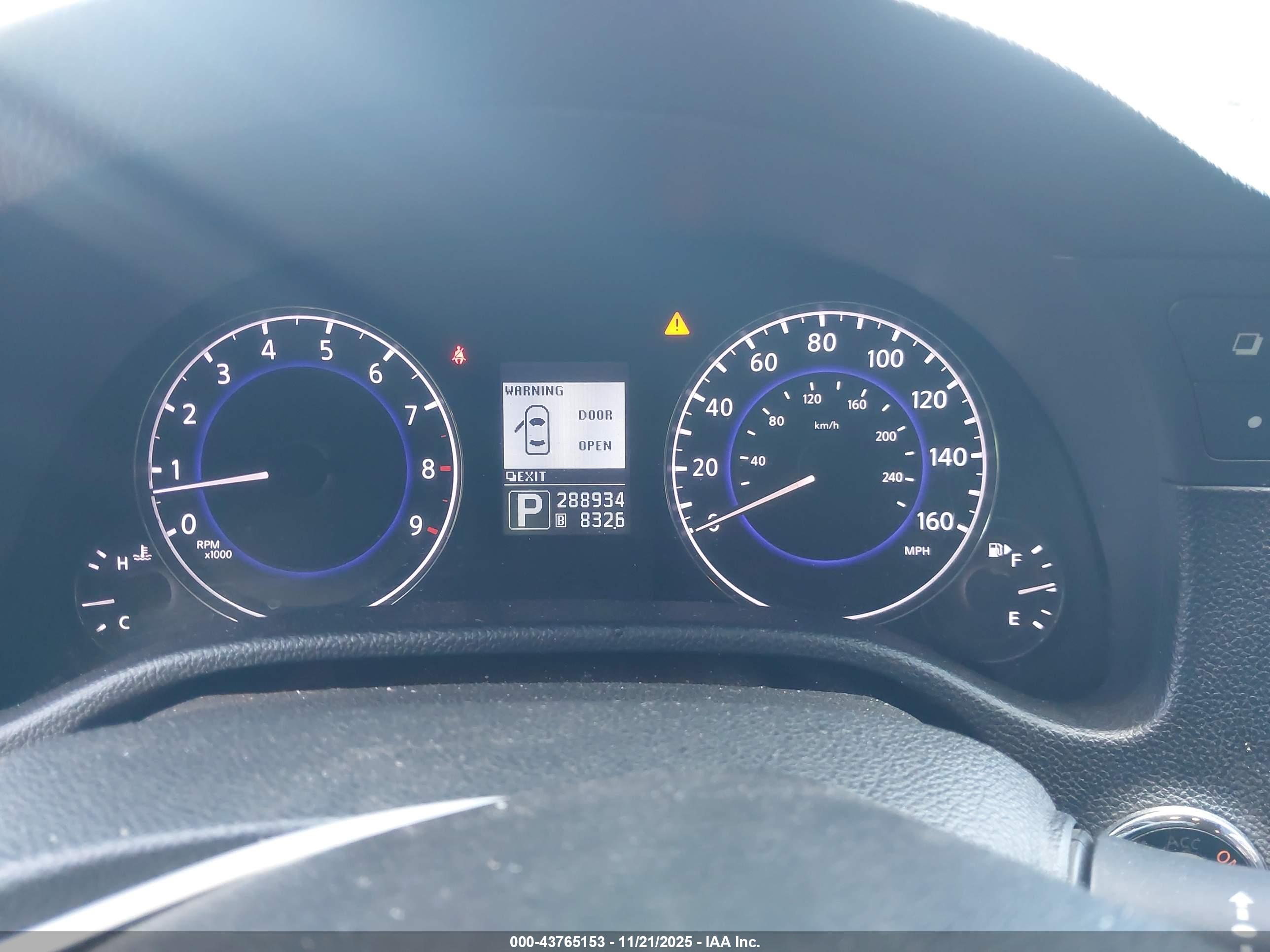 INFINITI G37X image 7