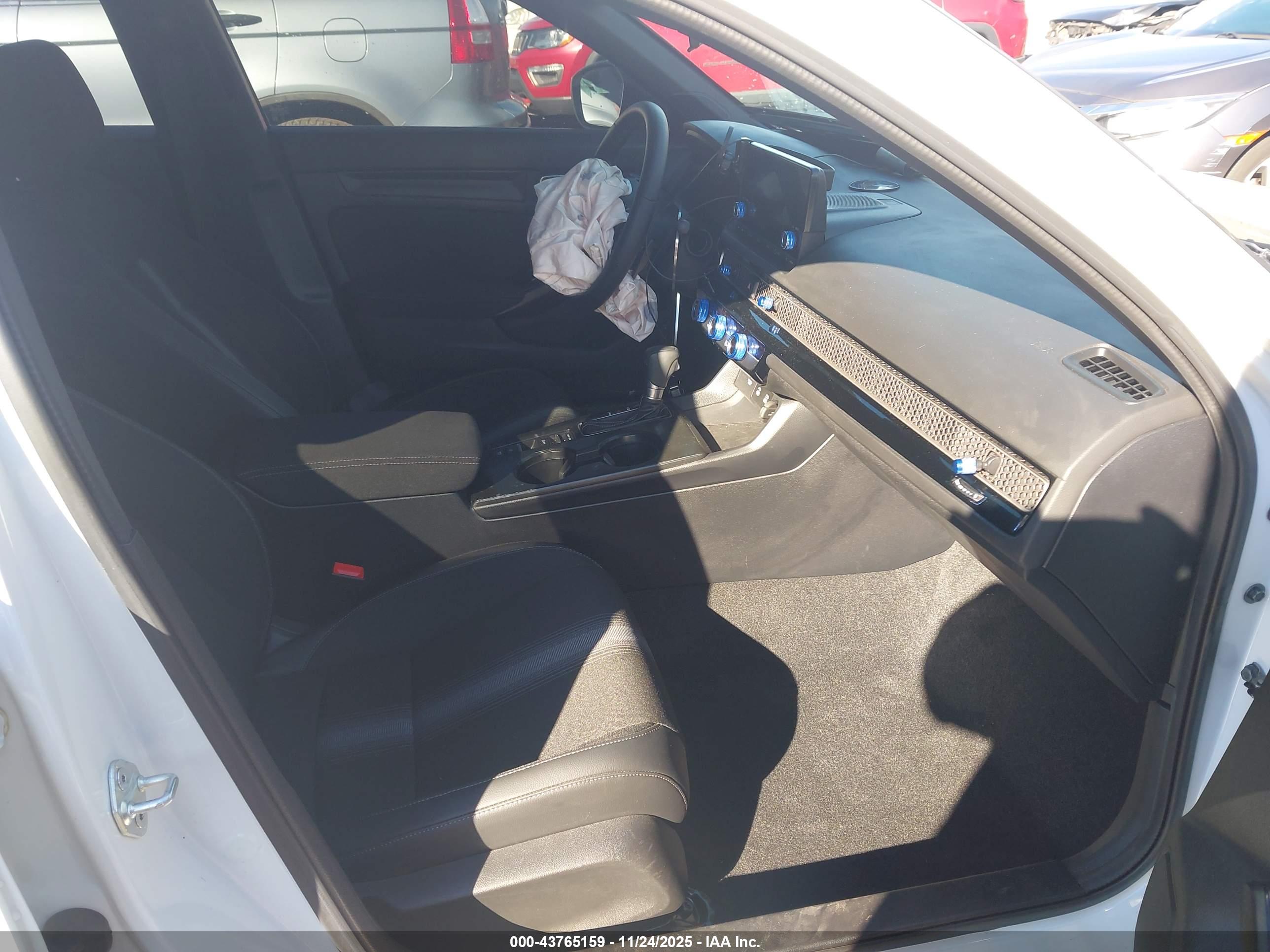 HONDA CIVIC image 5