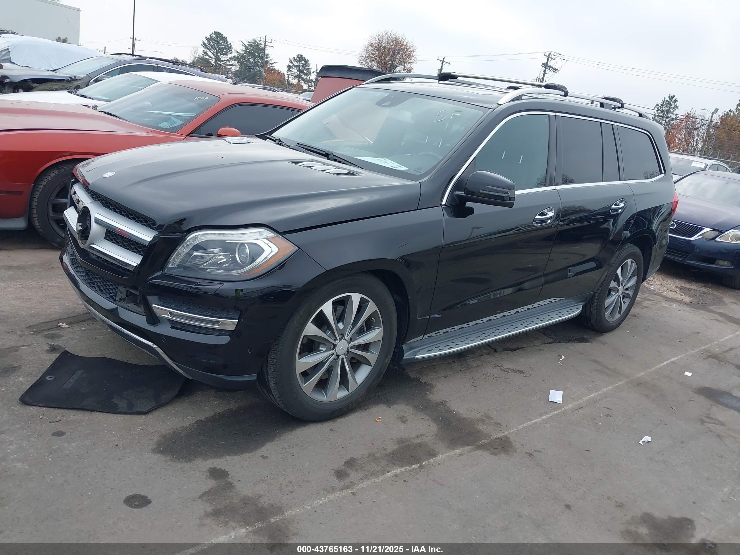 MERCEDES-BENZ GL image 2