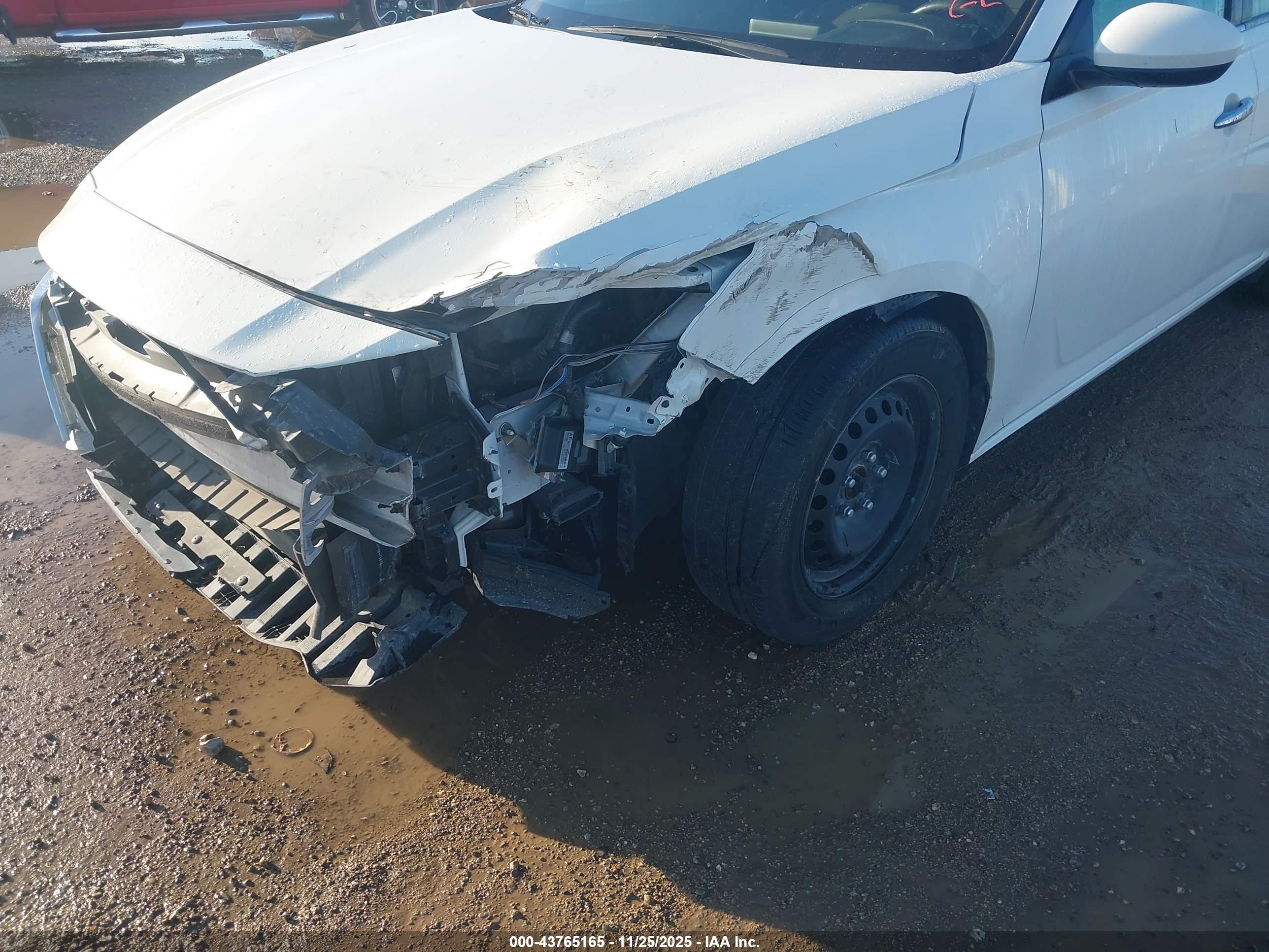 NISSAN ALTIMA image 6