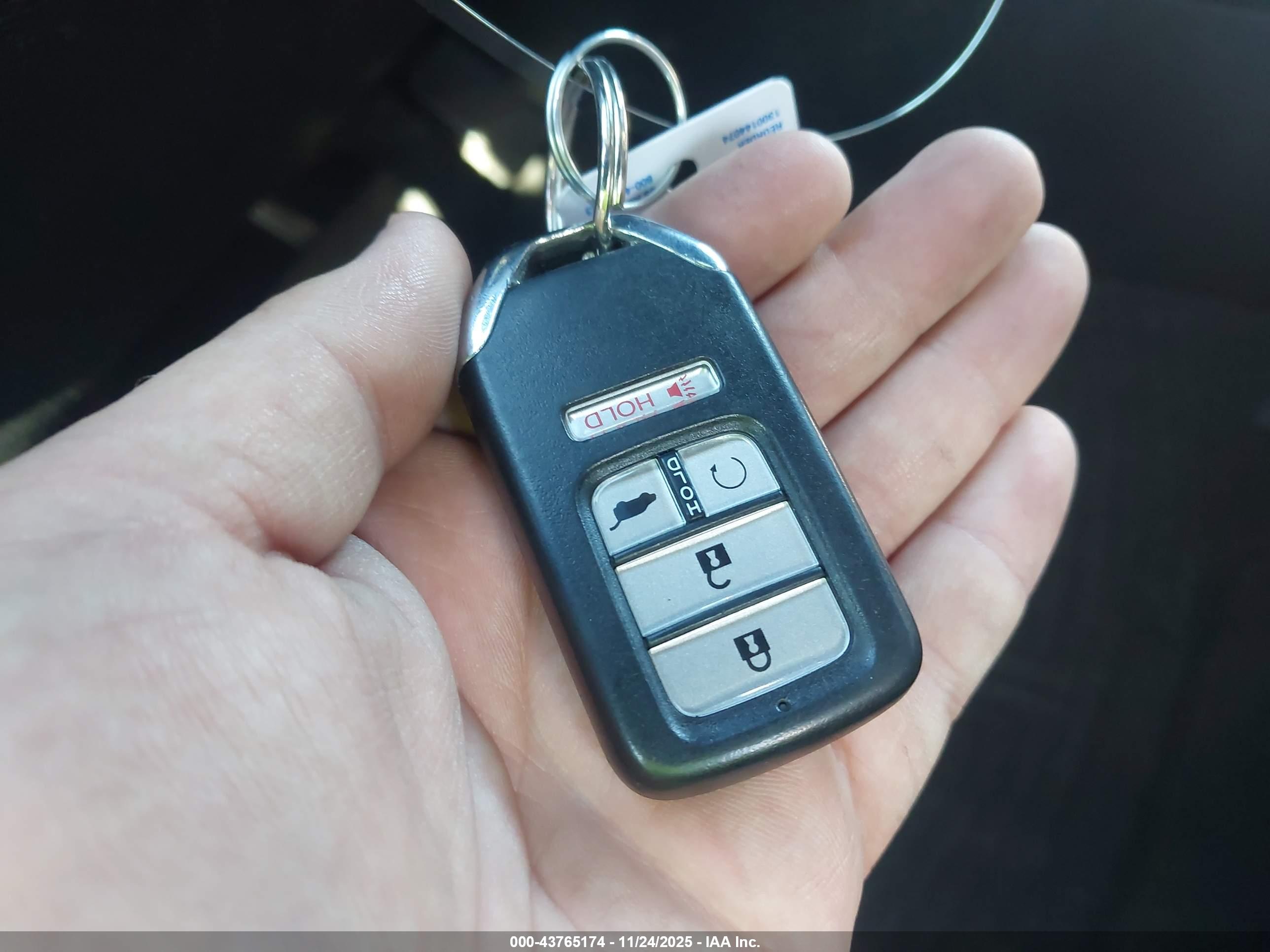 HONDA PILOT image 11