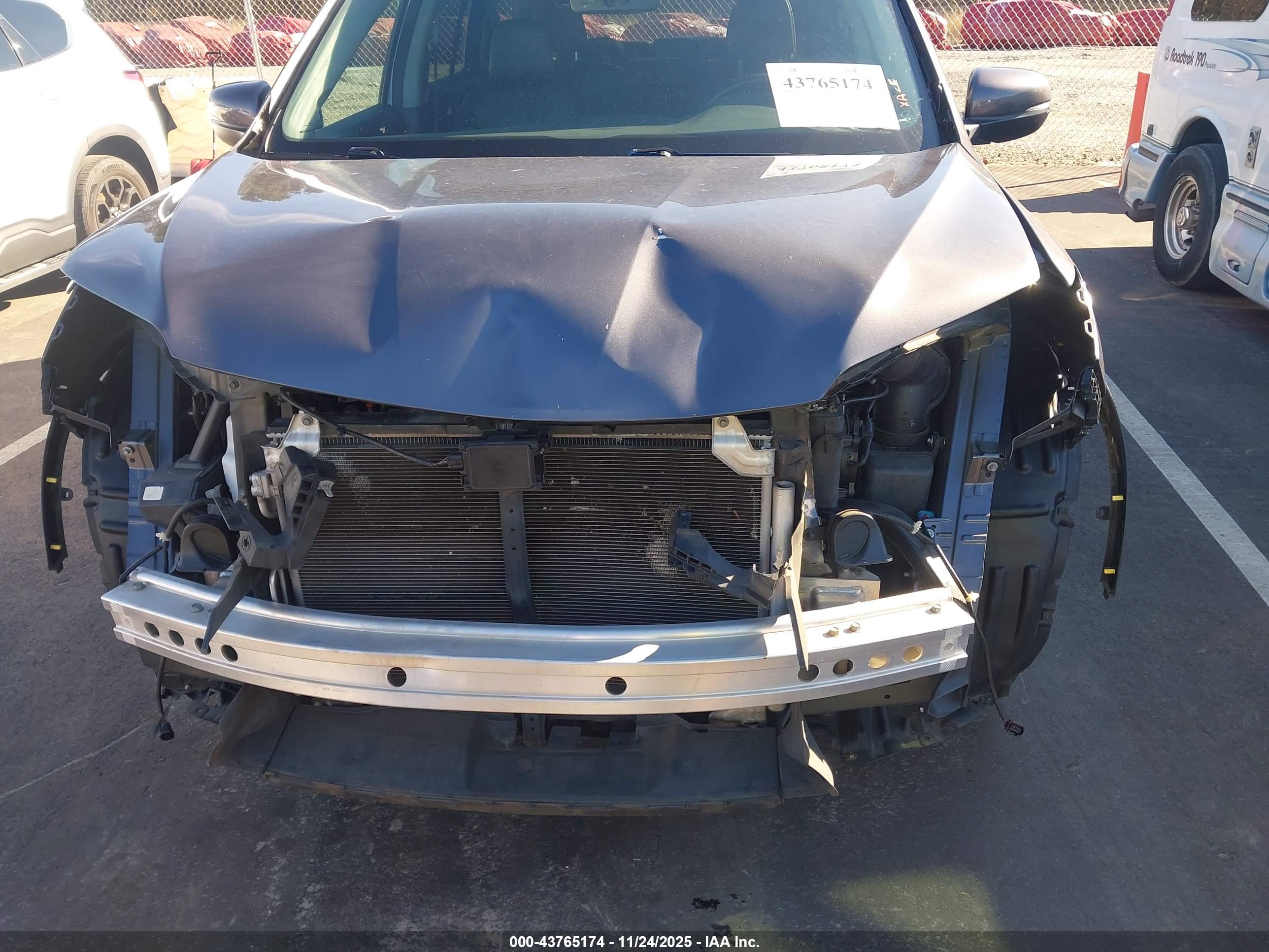 HONDA PILOT image 6