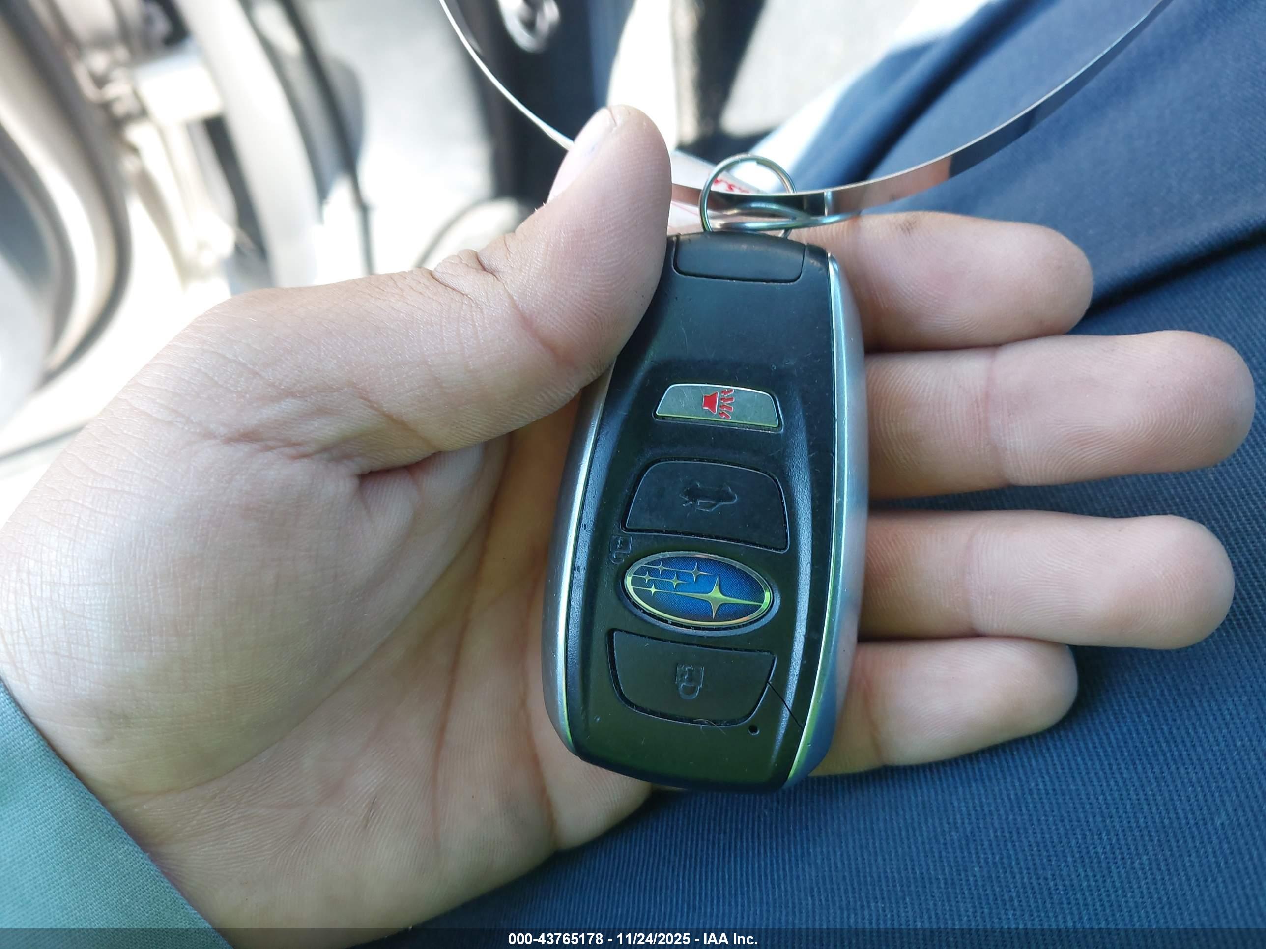 SUBARU ASCENT image 11