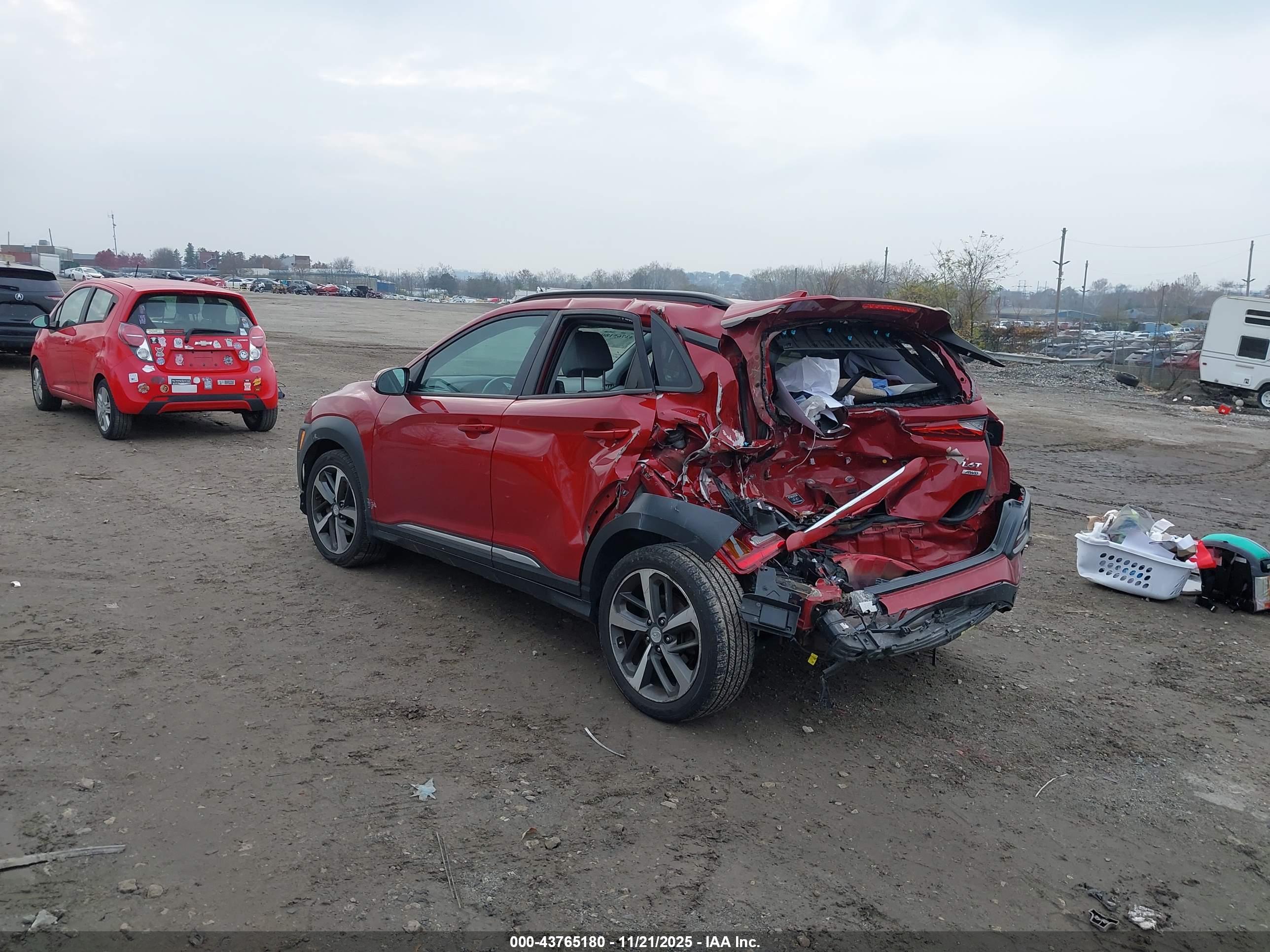 HYUNDAI KONA image 3