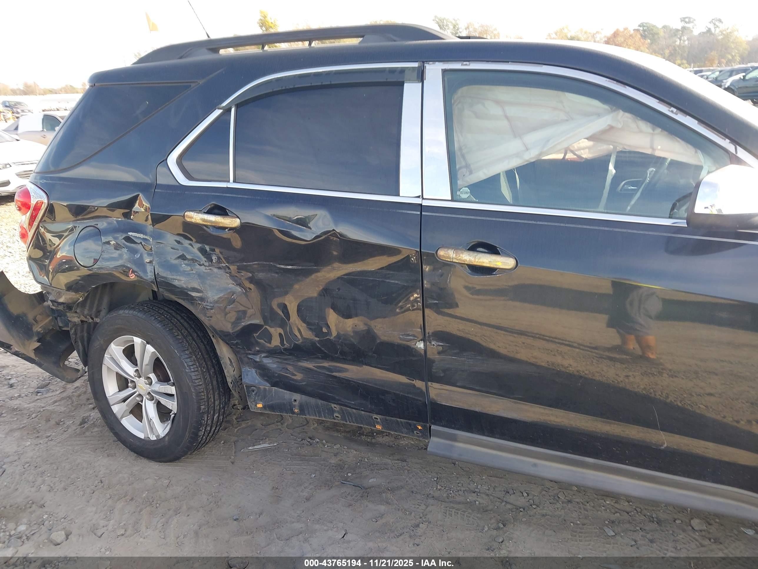 CHEVROLET EQUINOX image 6