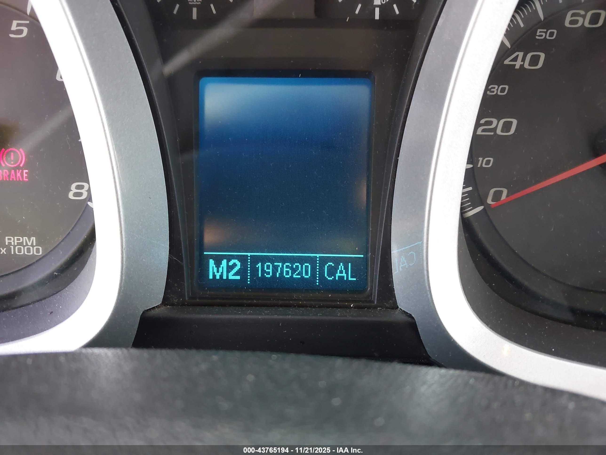 CHEVROLET EQUINOX image 7