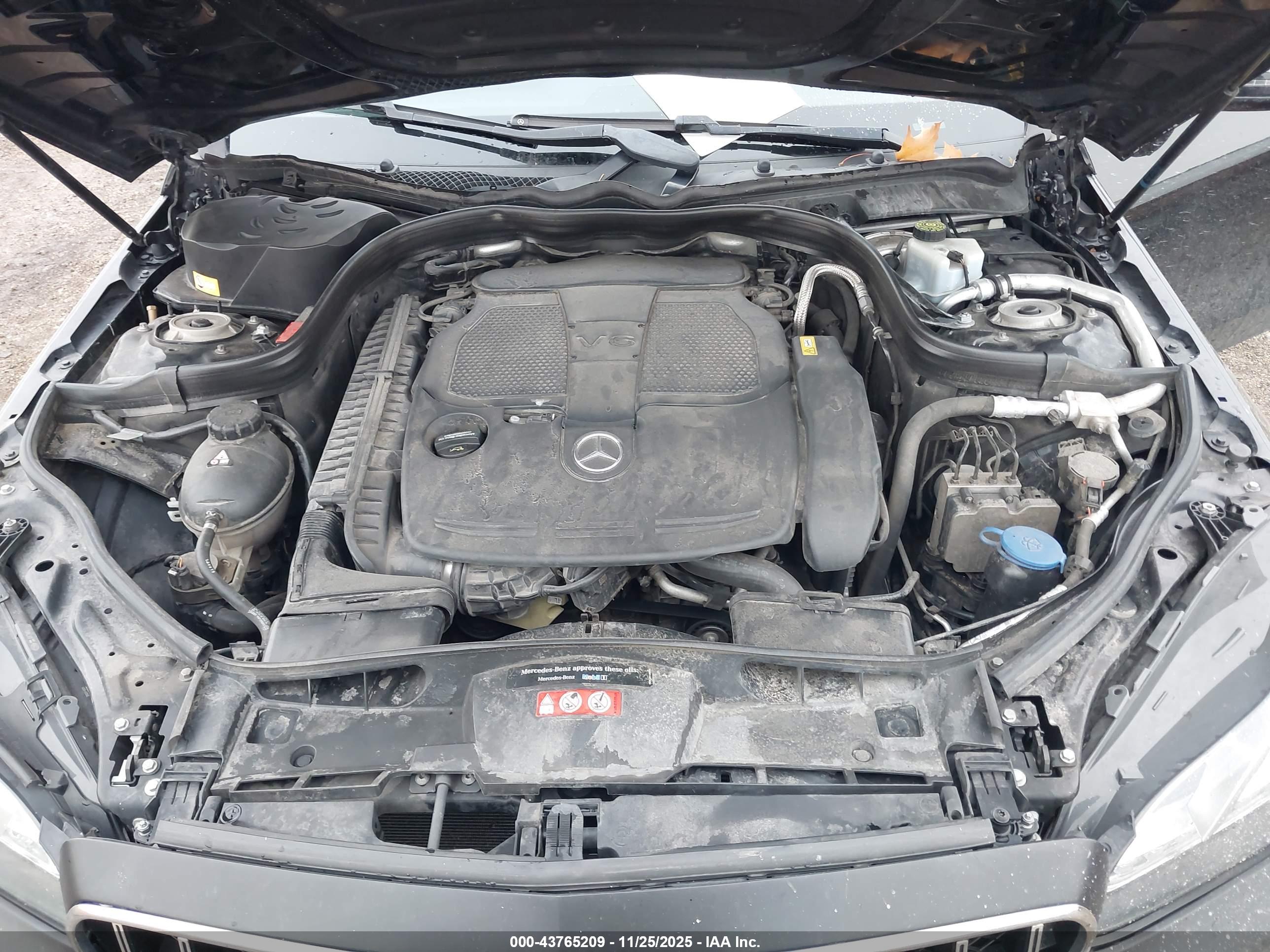 MERCEDES-BENZ E image 10
