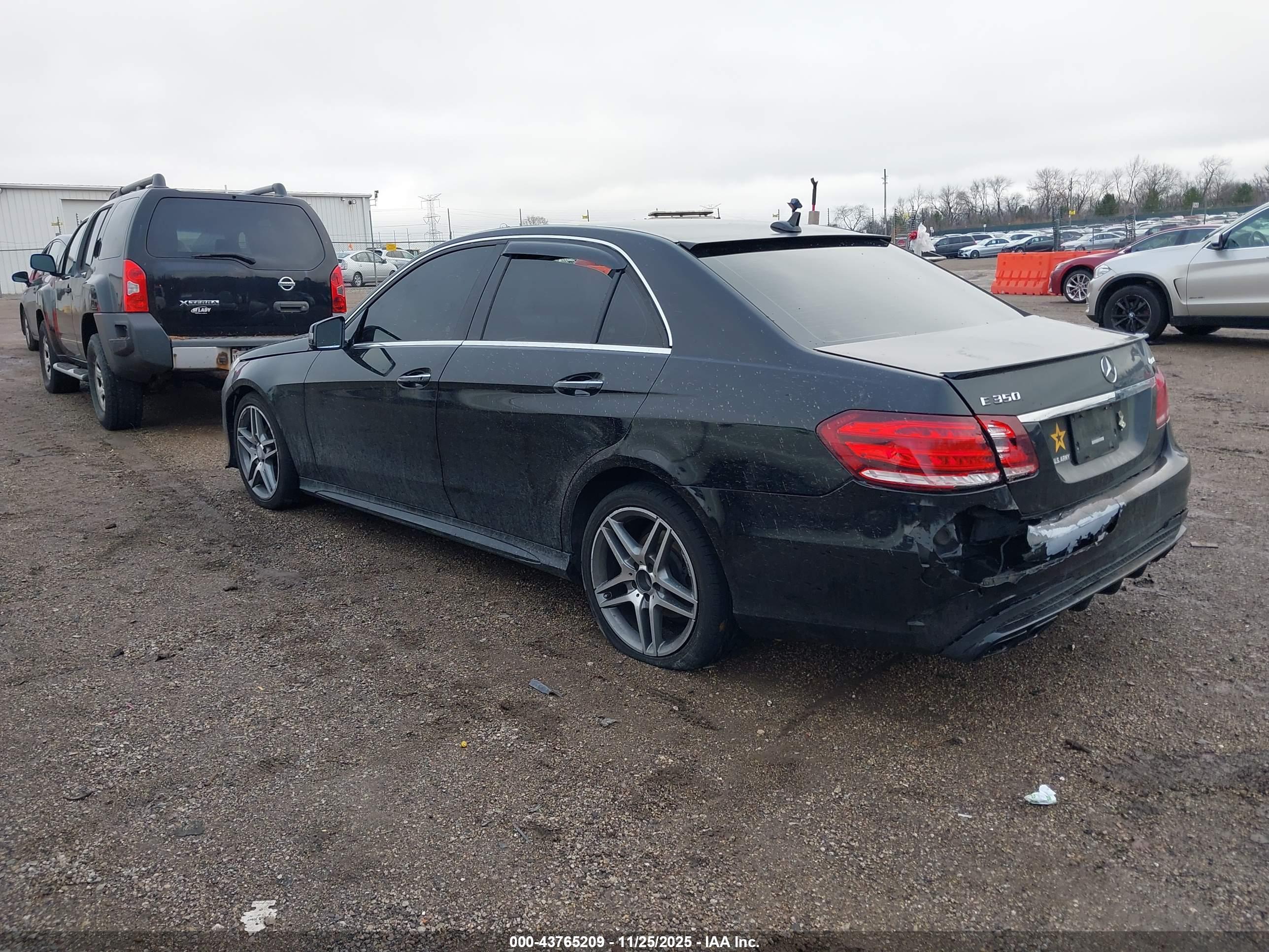 MERCEDES-BENZ E image 3