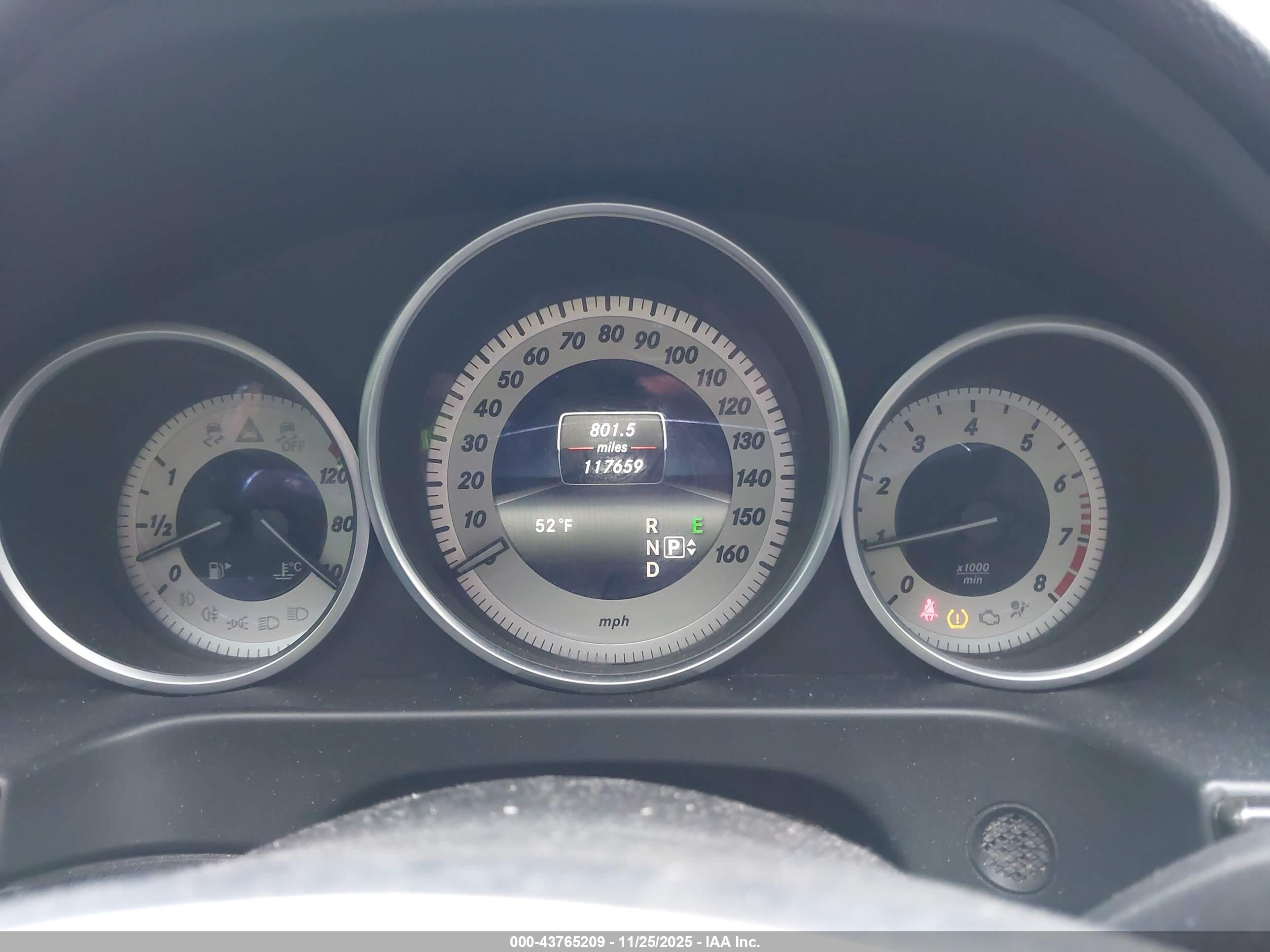 MERCEDES-BENZ E image 7