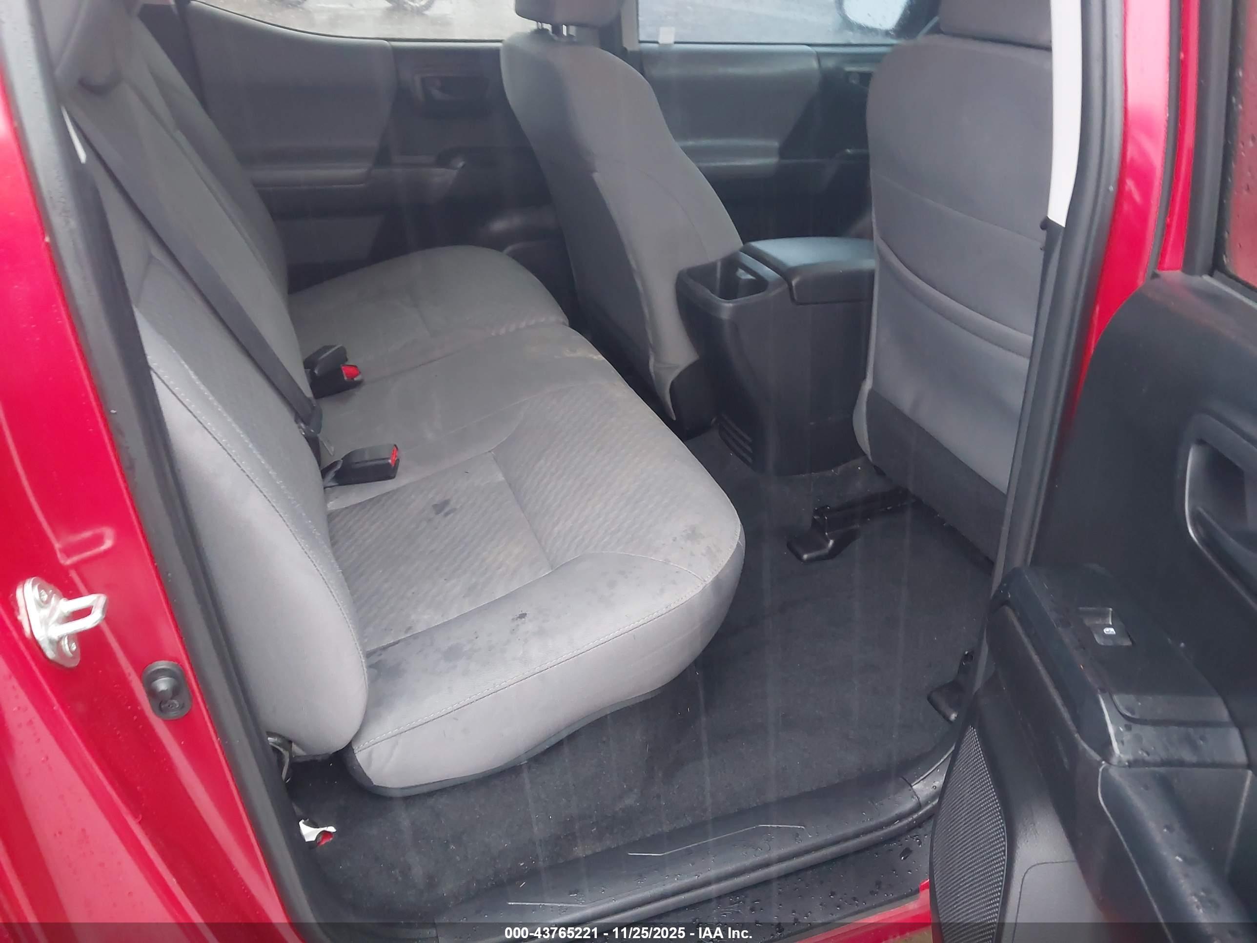 TOYOTA TACOMA image 8