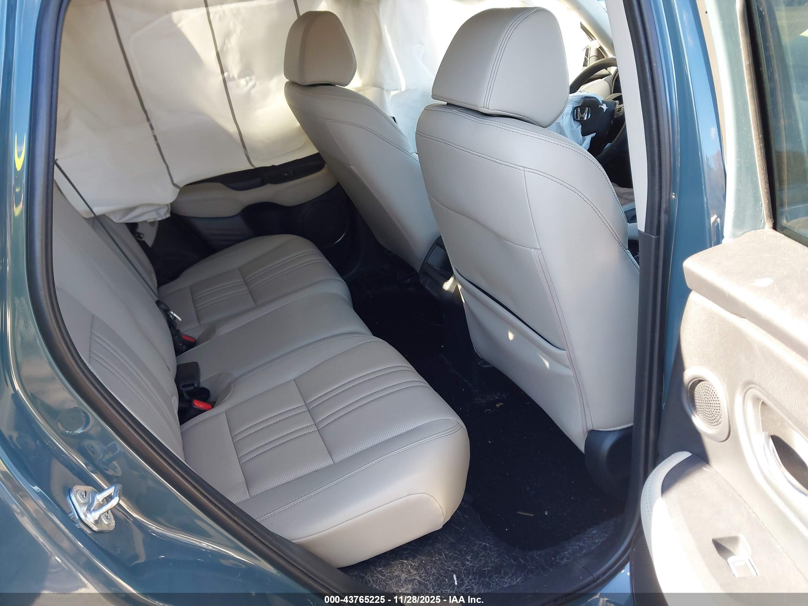 HONDA HR-V image 8