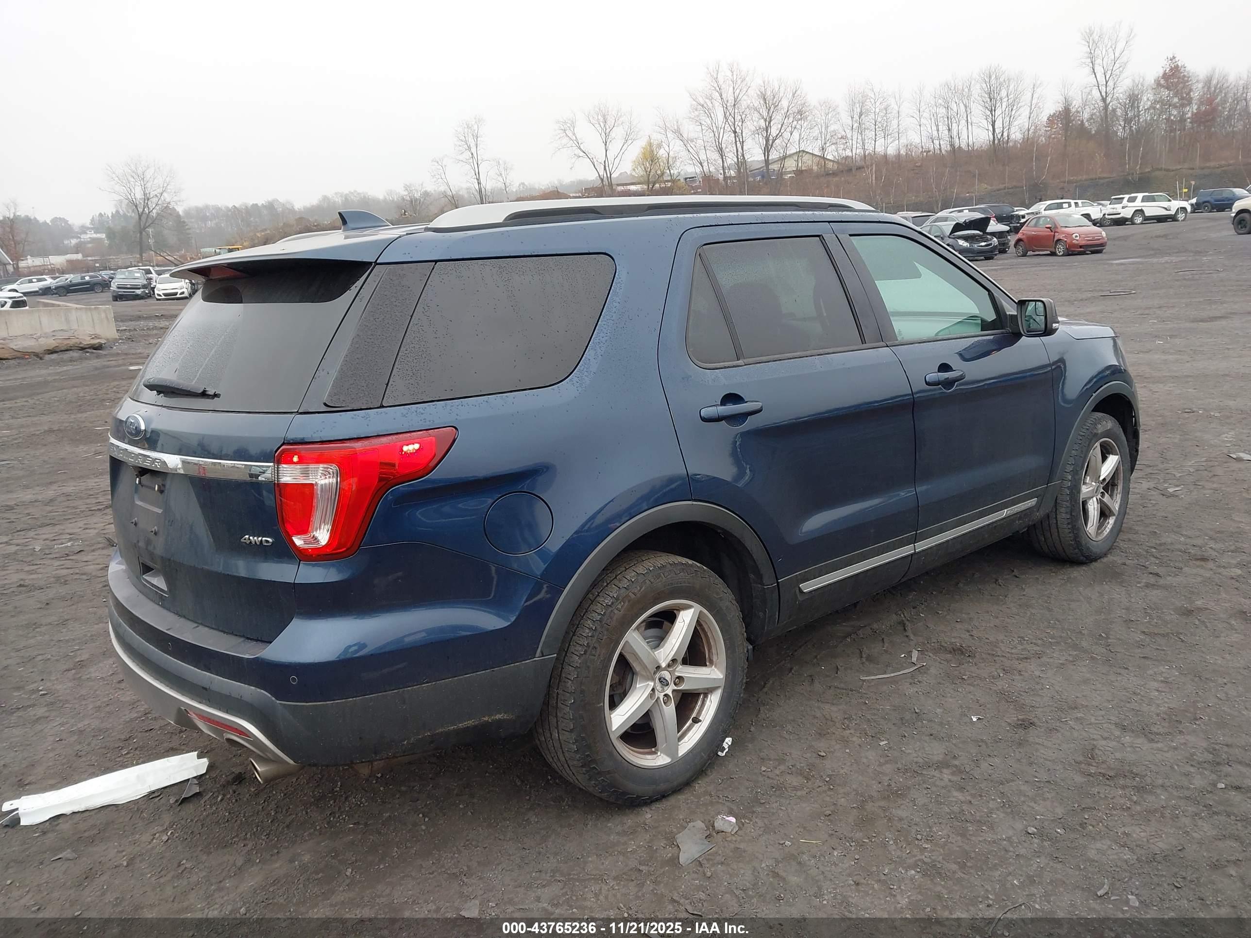 FORD EXPLORER image 4