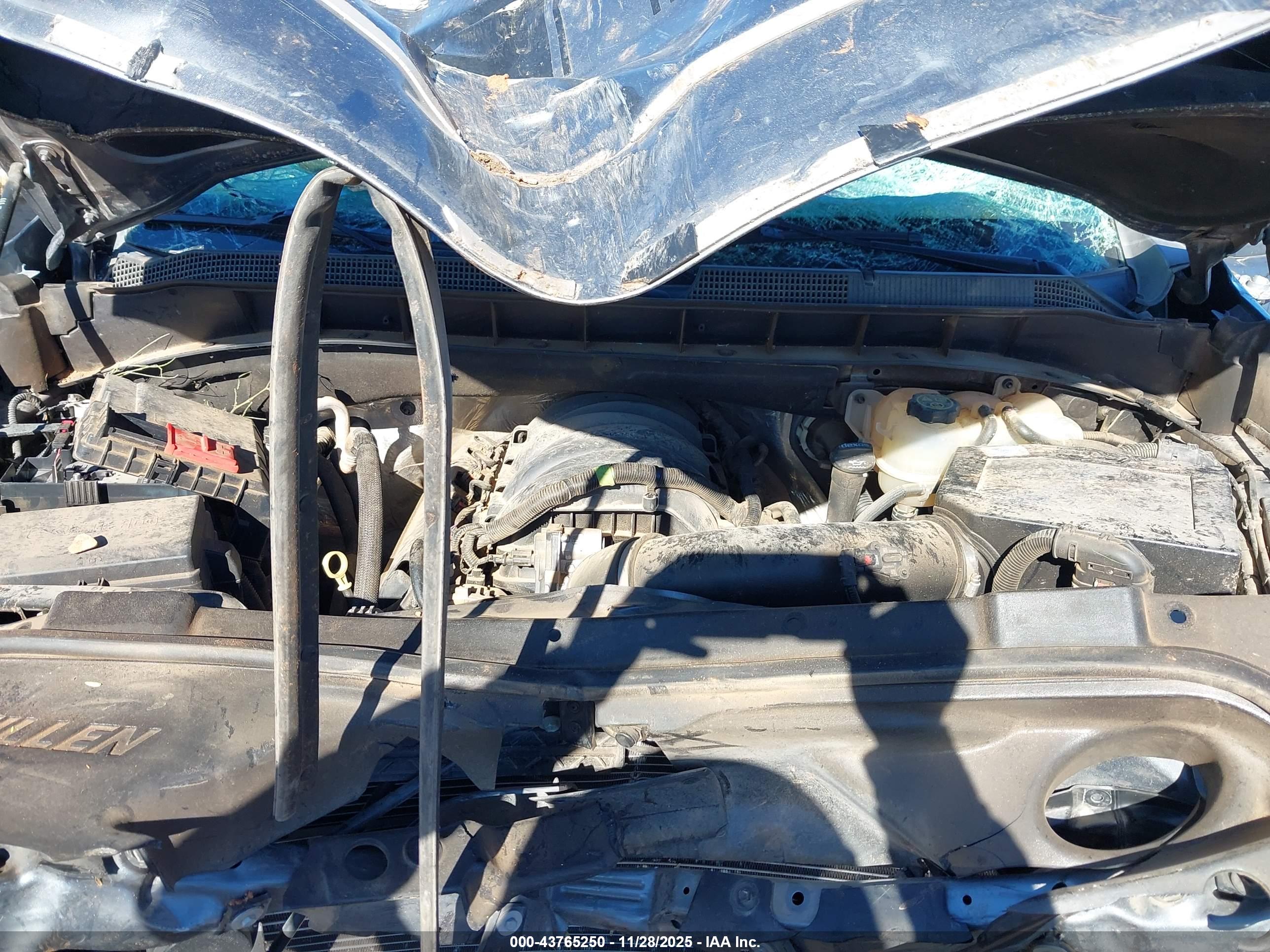 CHEVROLET SILVERADO image 10