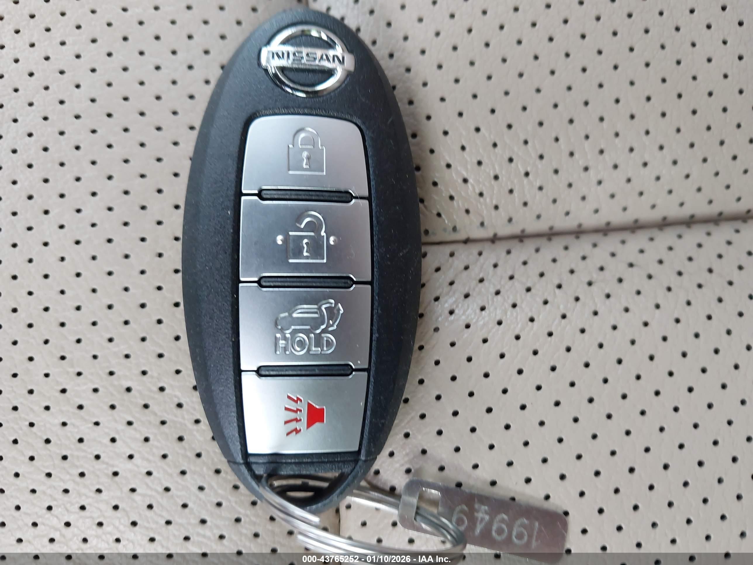 NISSAN ROGUE image 11