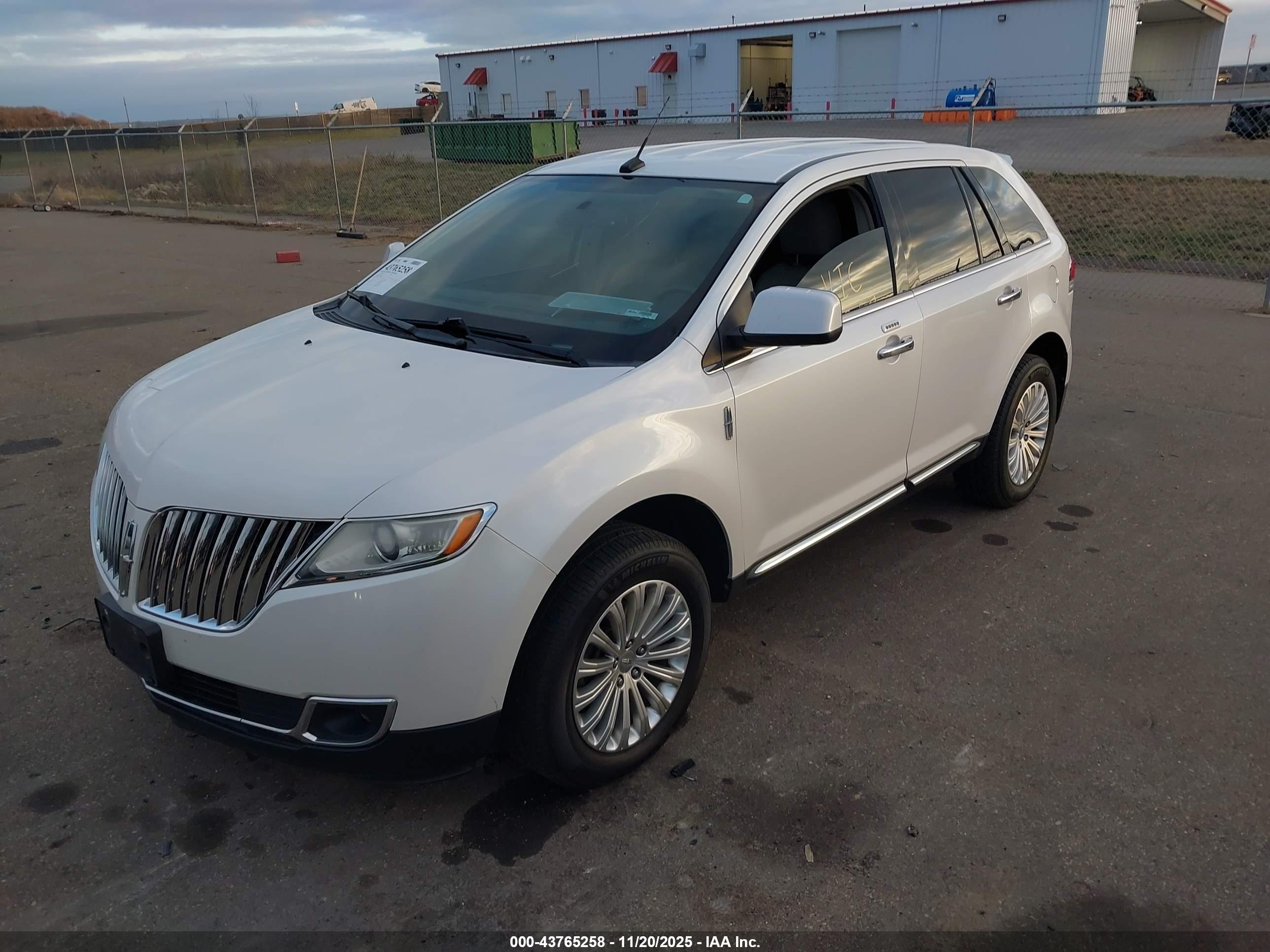 LINCOLN MKX image 2