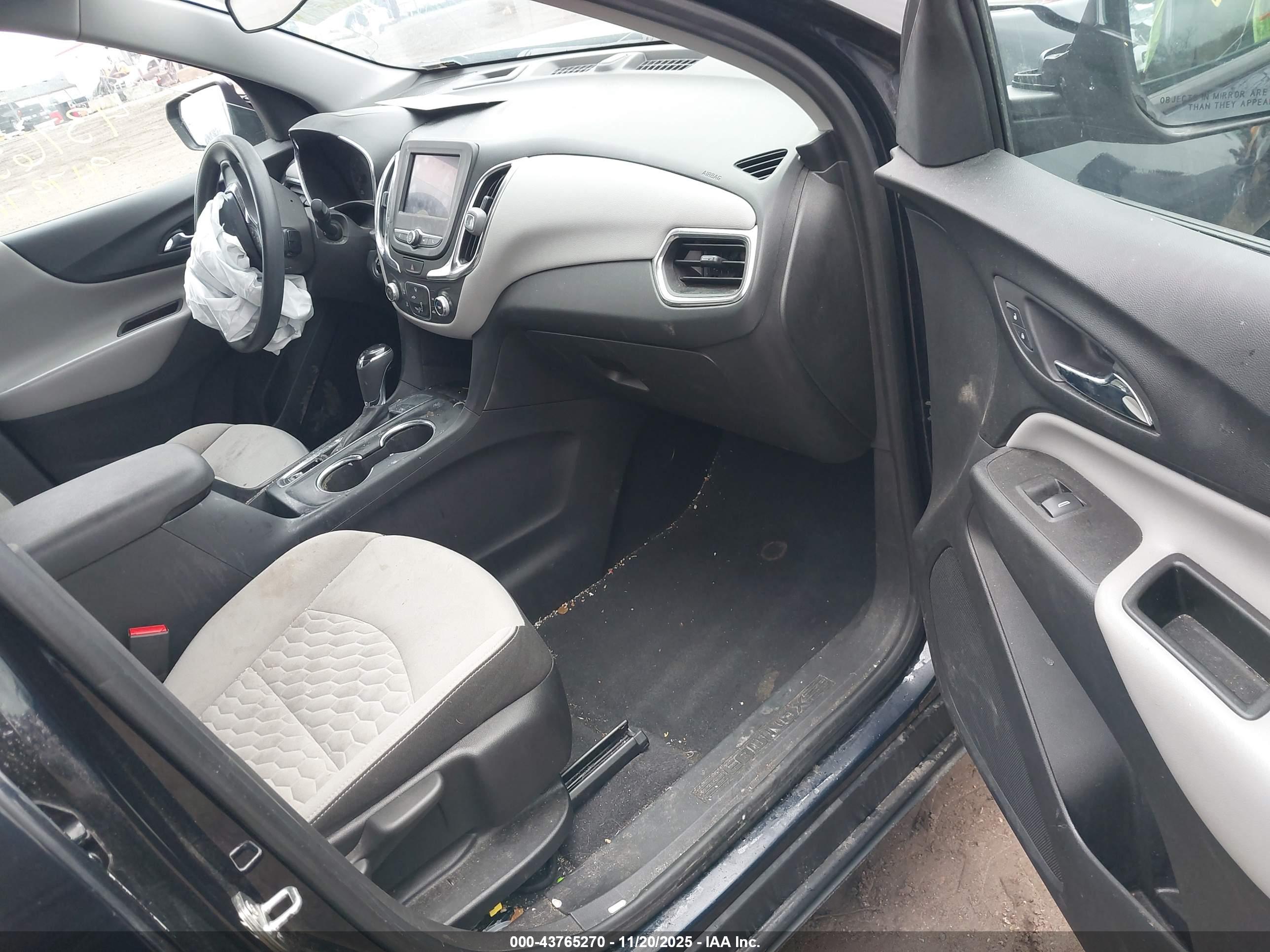 CHEVROLET EQUINOX image 5