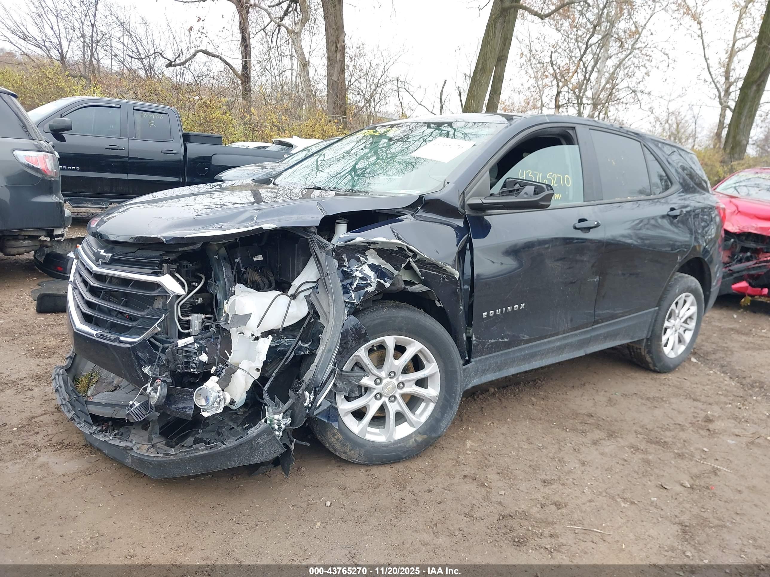 CHEVROLET EQUINOX image 6