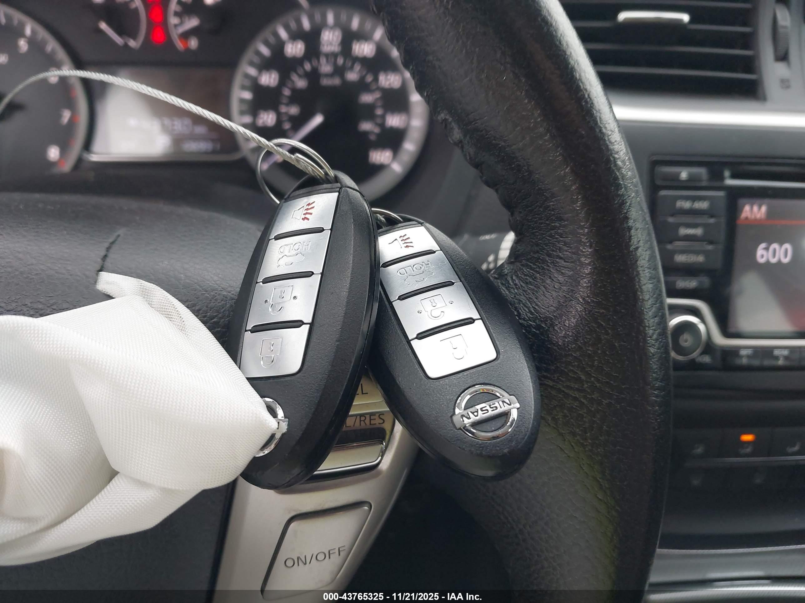 NISSAN SENTRA image 11