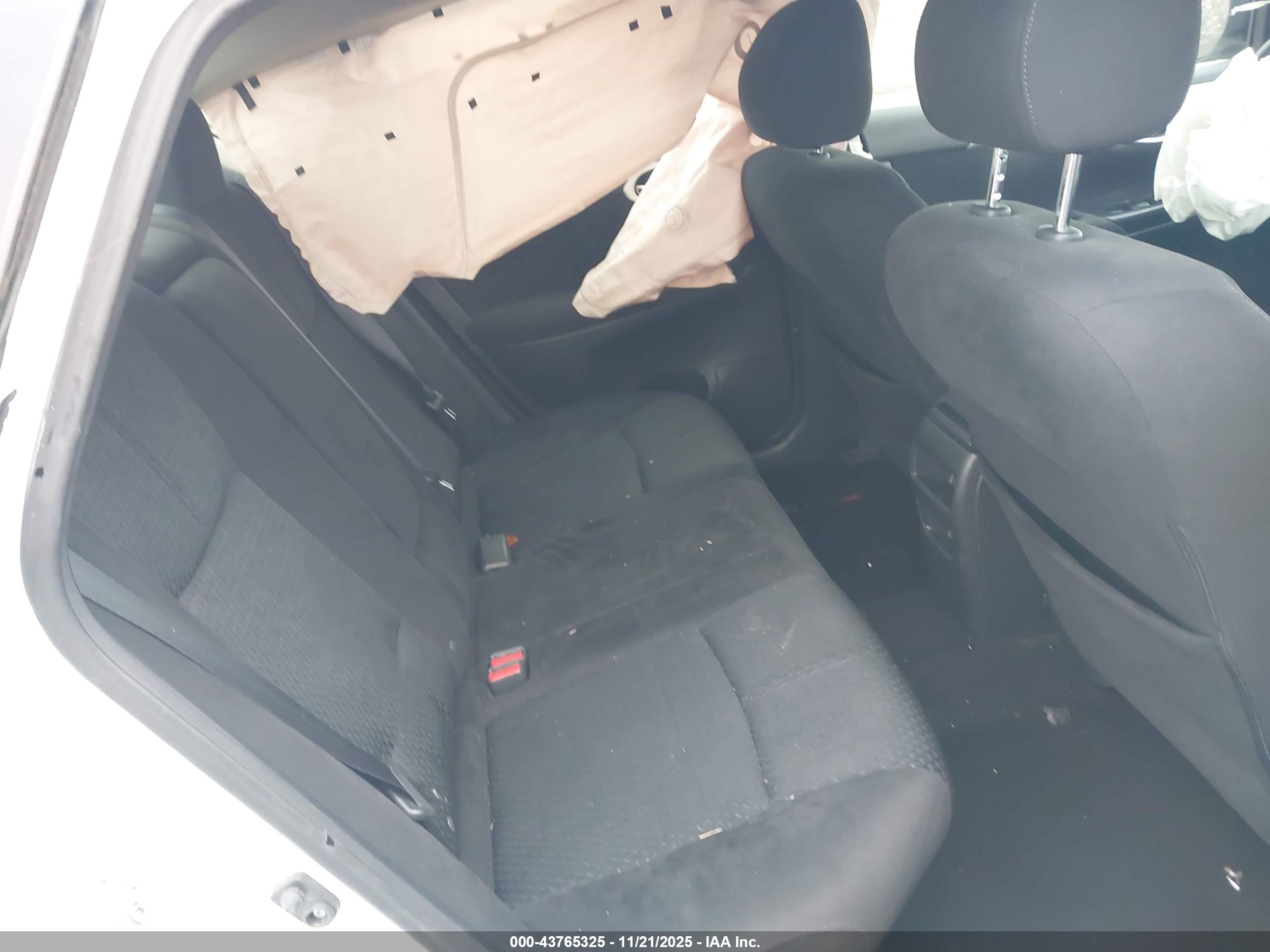 NISSAN SENTRA image 8