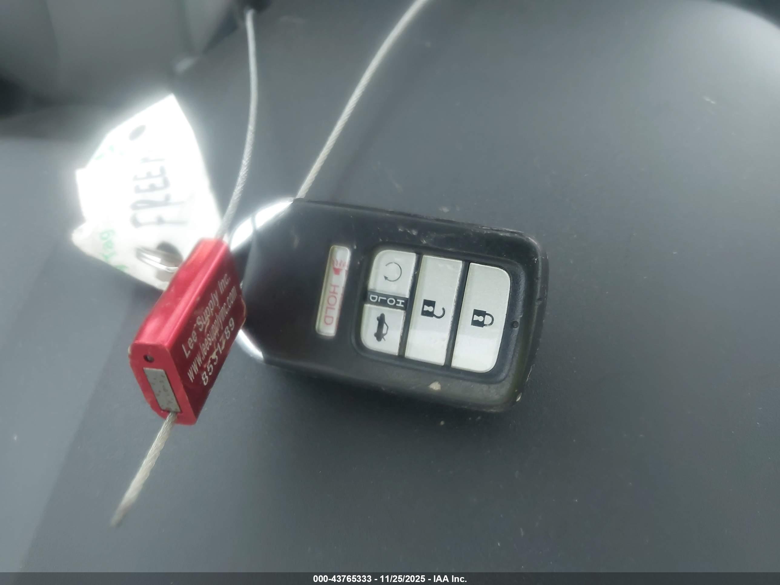 HONDA CIVIC image 11